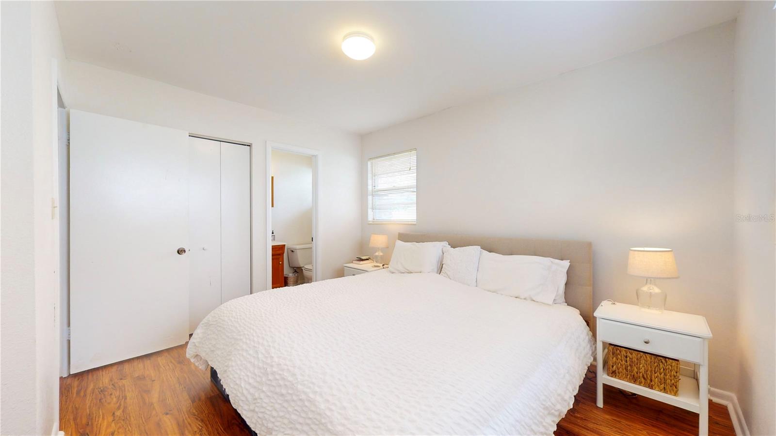 Image 10 of 26 For 4728 Bay Avenue