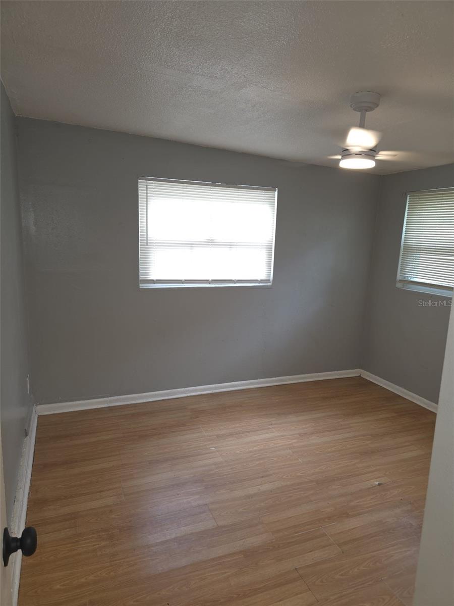 Image 11 of 15 For 3022 Deleuil Avenue