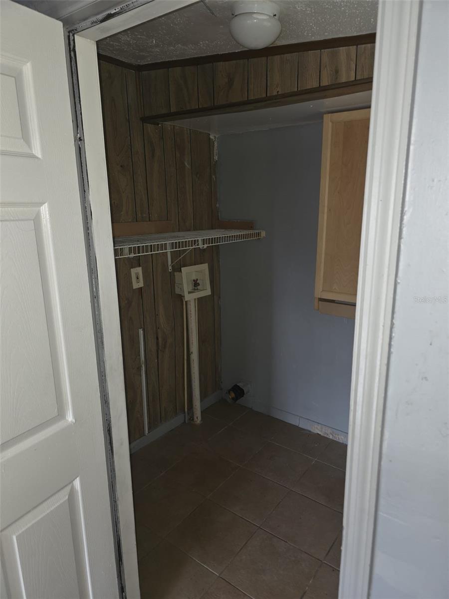 Image 15 of 15 For 3022 Deleuil Avenue