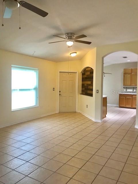 Image 6 of 31 For 5804 Autumn Shire Drive