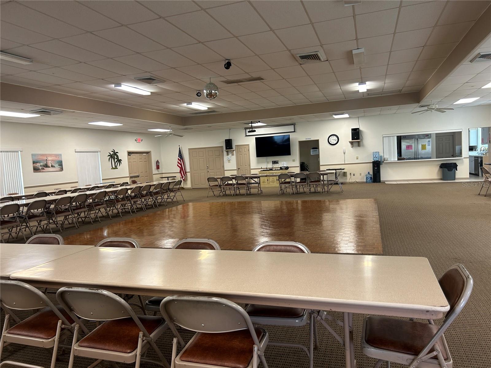 Image 16 of 25 For 1657 Lake Avenue 3