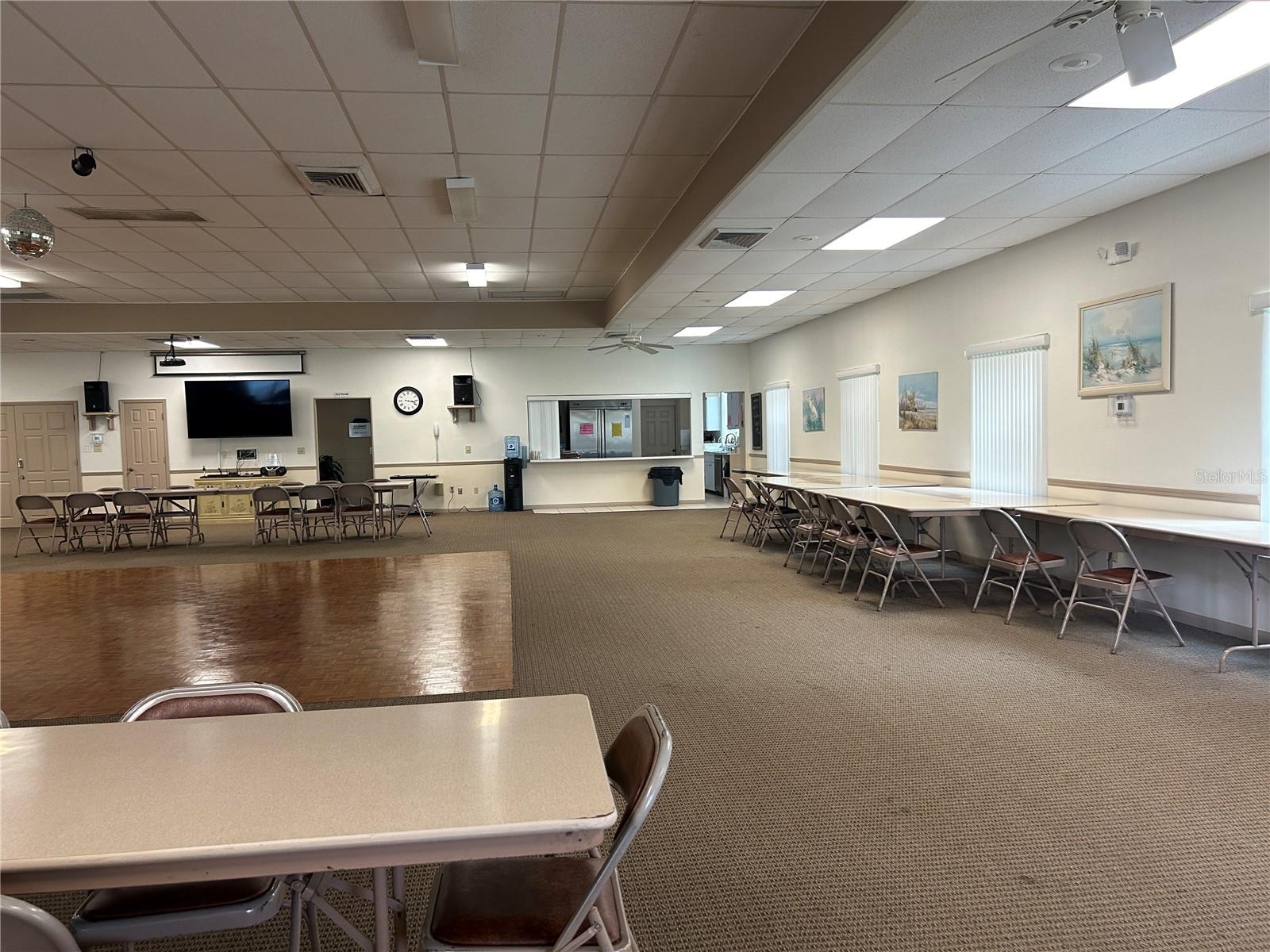 Image 18 of 25 For 1657 Lake Avenue 3