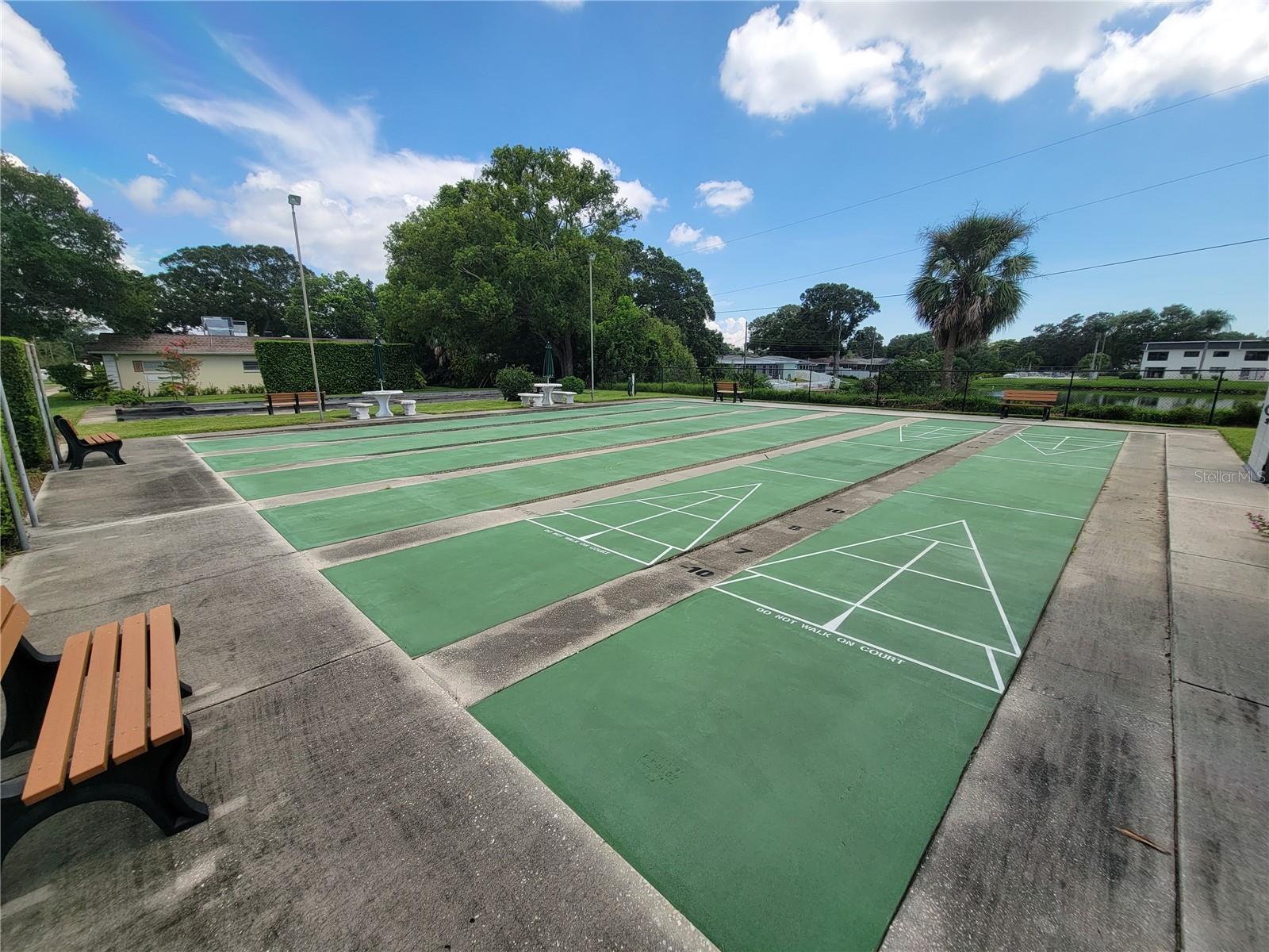 Image 24 of 25 For 1657 Lake Avenue 3