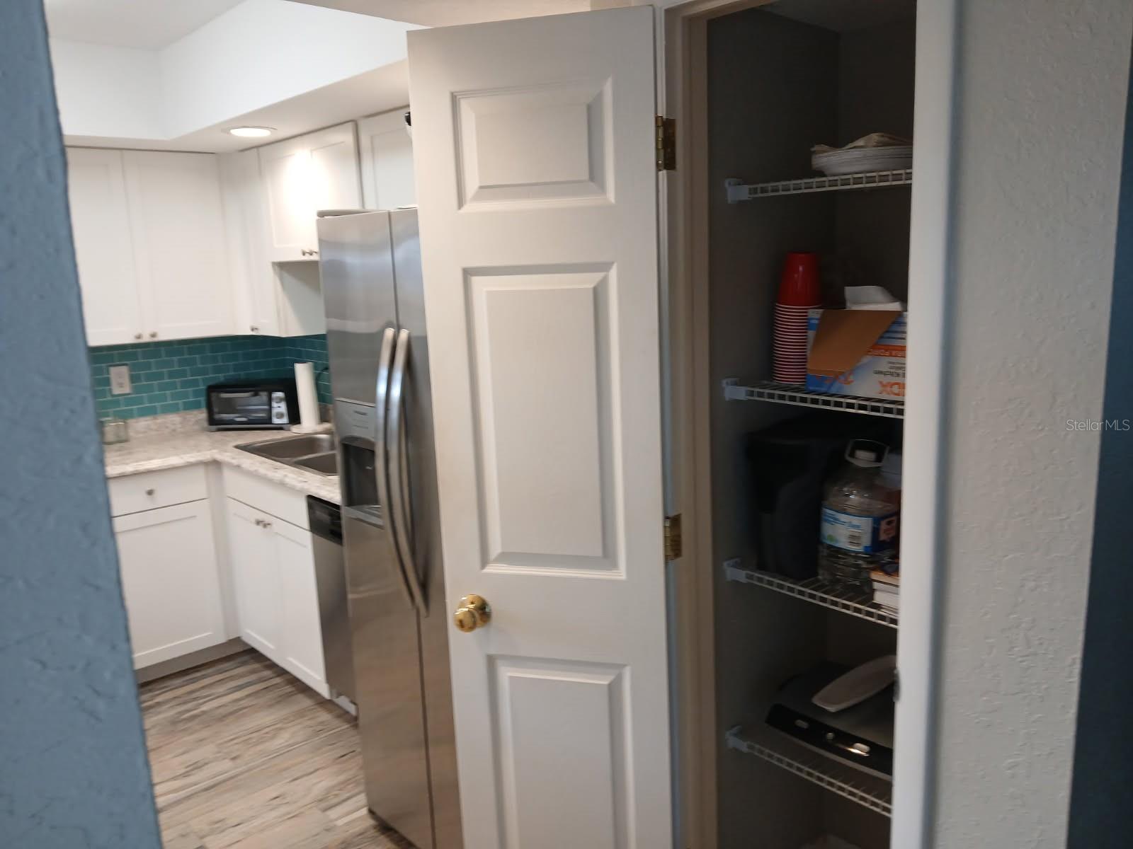 Image 10 of 49 For 10350 Imperial Point Drive W 8