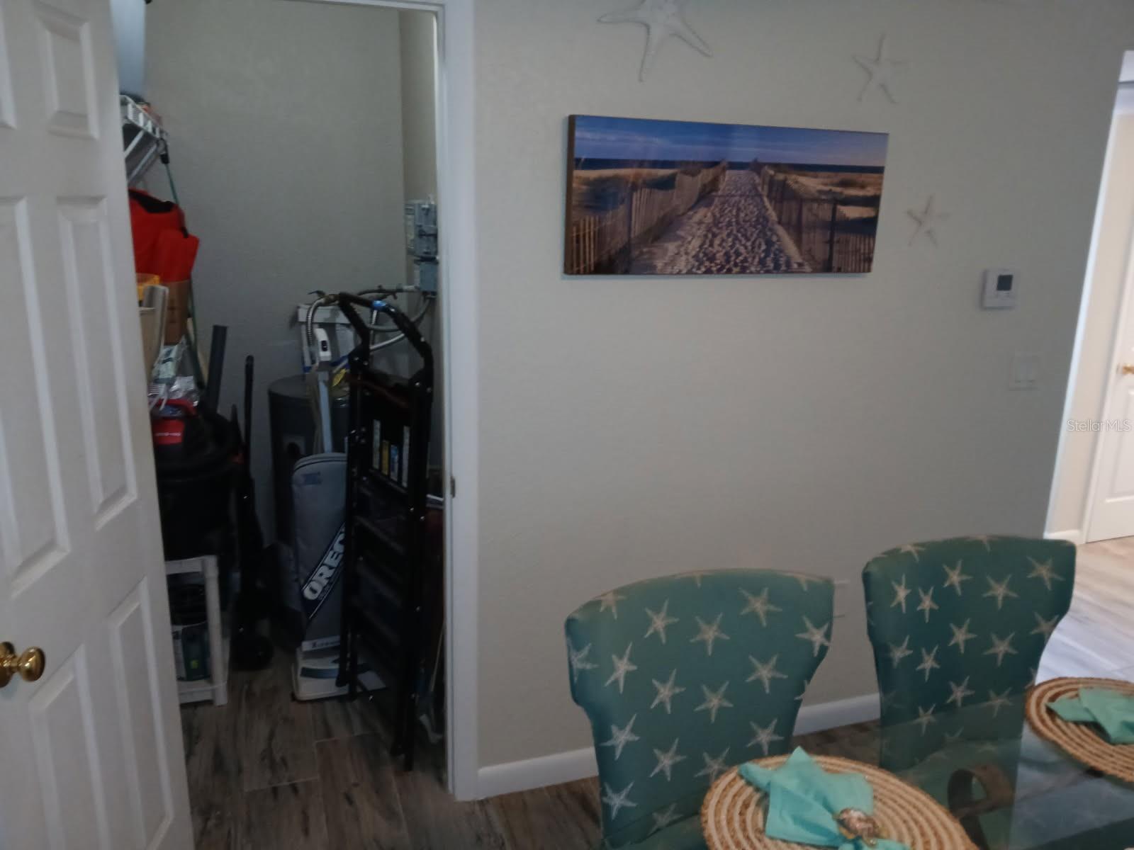 Image 15 of 49 For 10350 Imperial Point Drive W 8