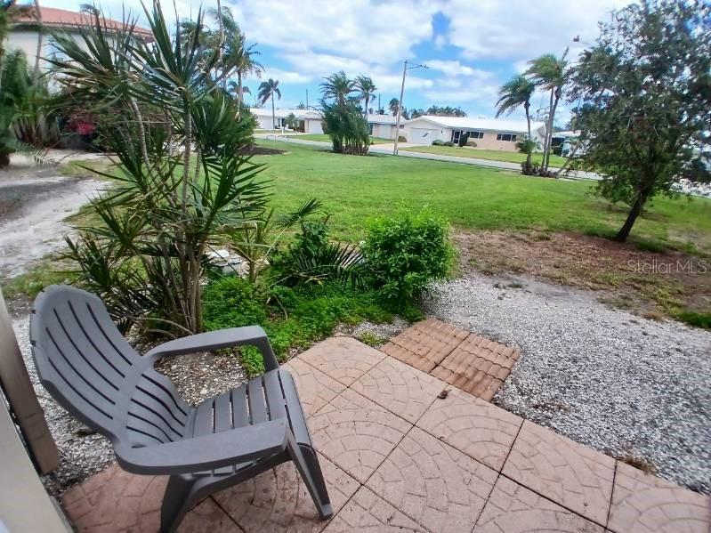 Image 23 of 49 For 10350 Imperial Point Drive W 8