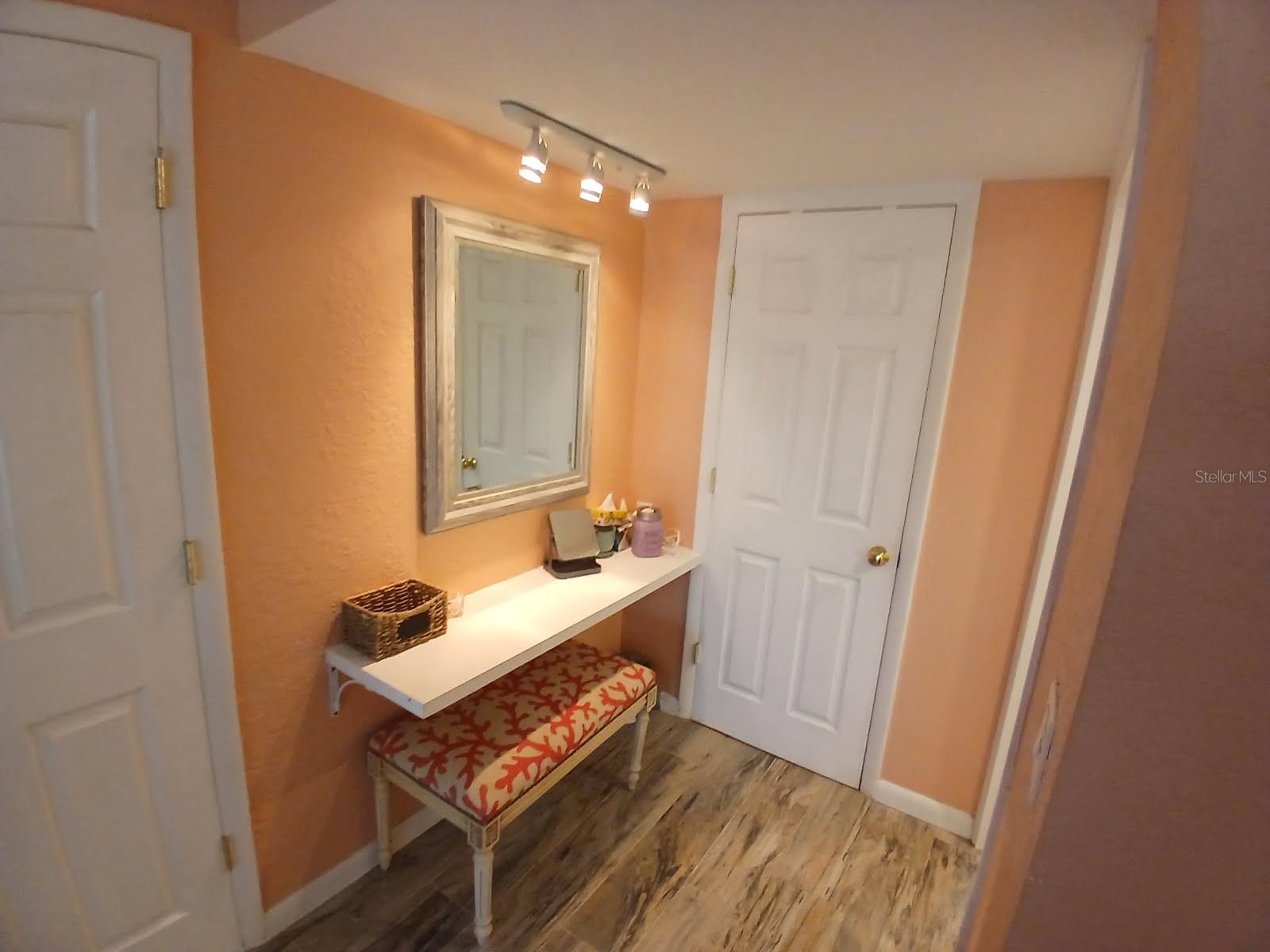 Image 29 of 49 For 10350 Imperial Point Drive W 8