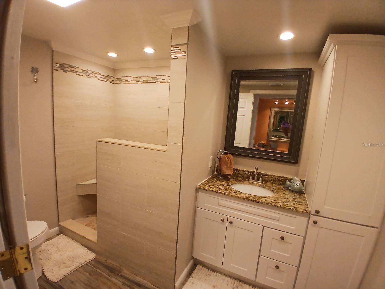 Image 32 of 49 For 10350 Imperial Point Drive W 8