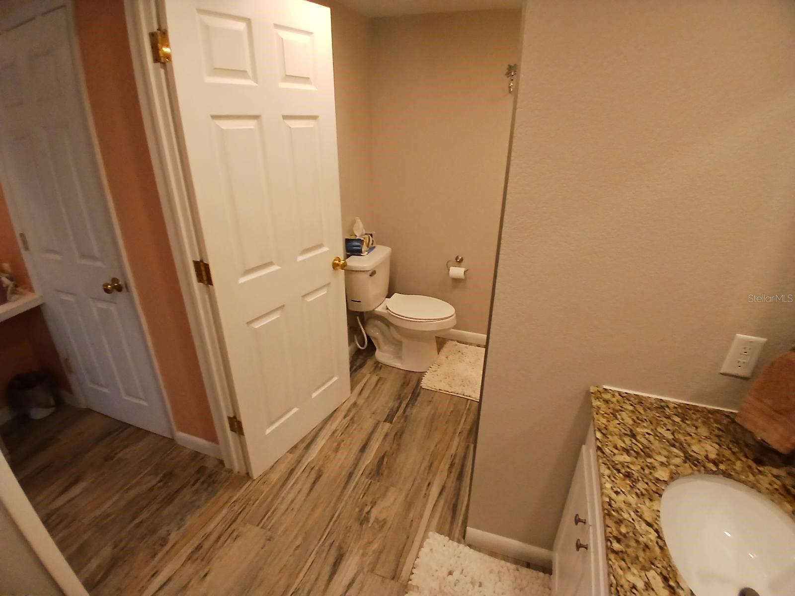 Image 34 of 49 For 10350 Imperial Point Drive W 8