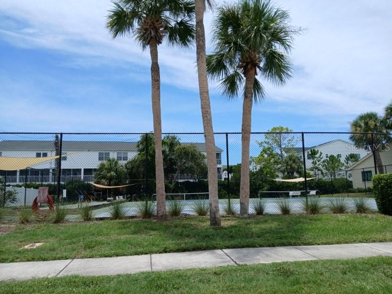 Image 43 of 49 For 10350 Imperial Point Drive W 8