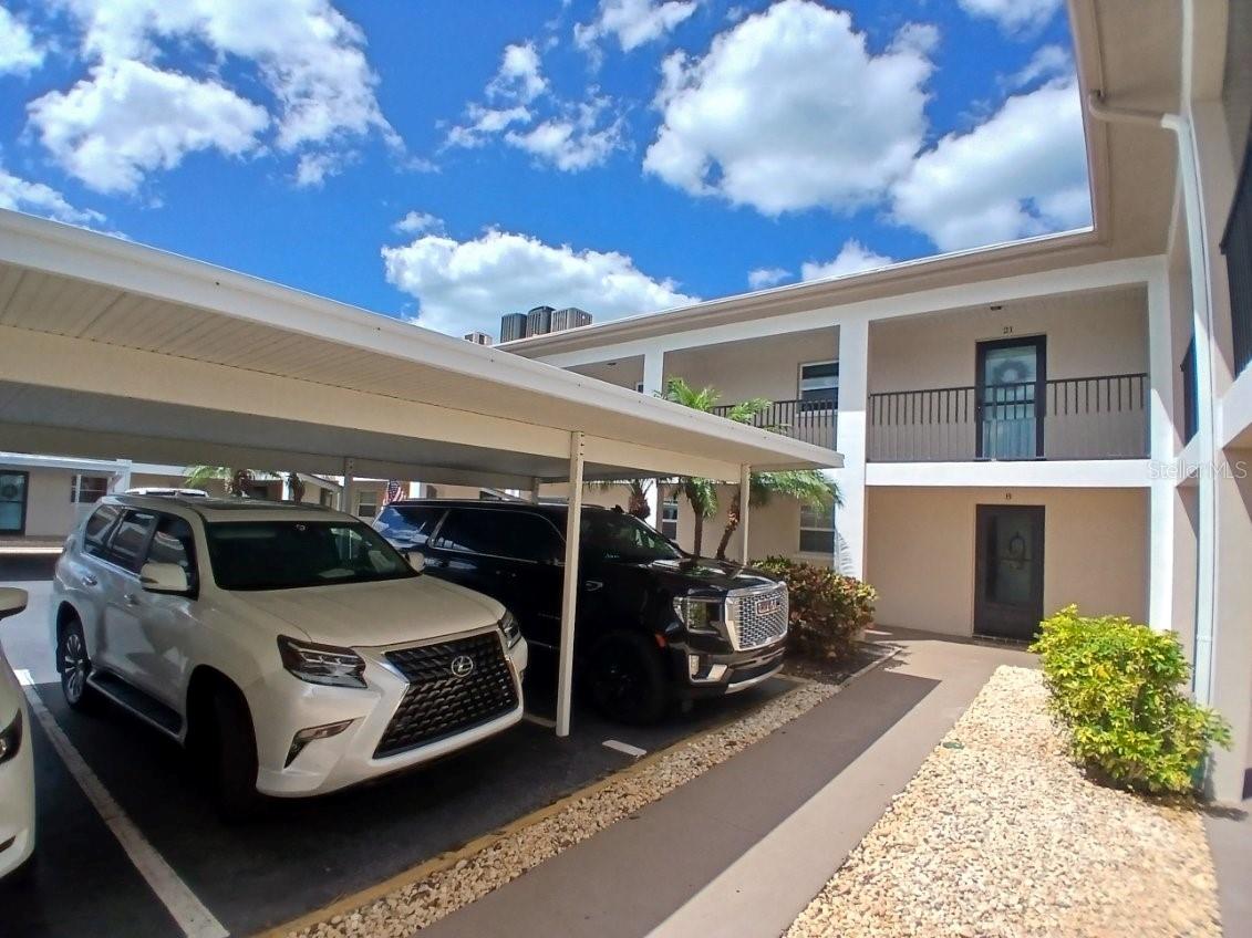 Image 5 of 49 For 10350 Imperial Point Drive W 8