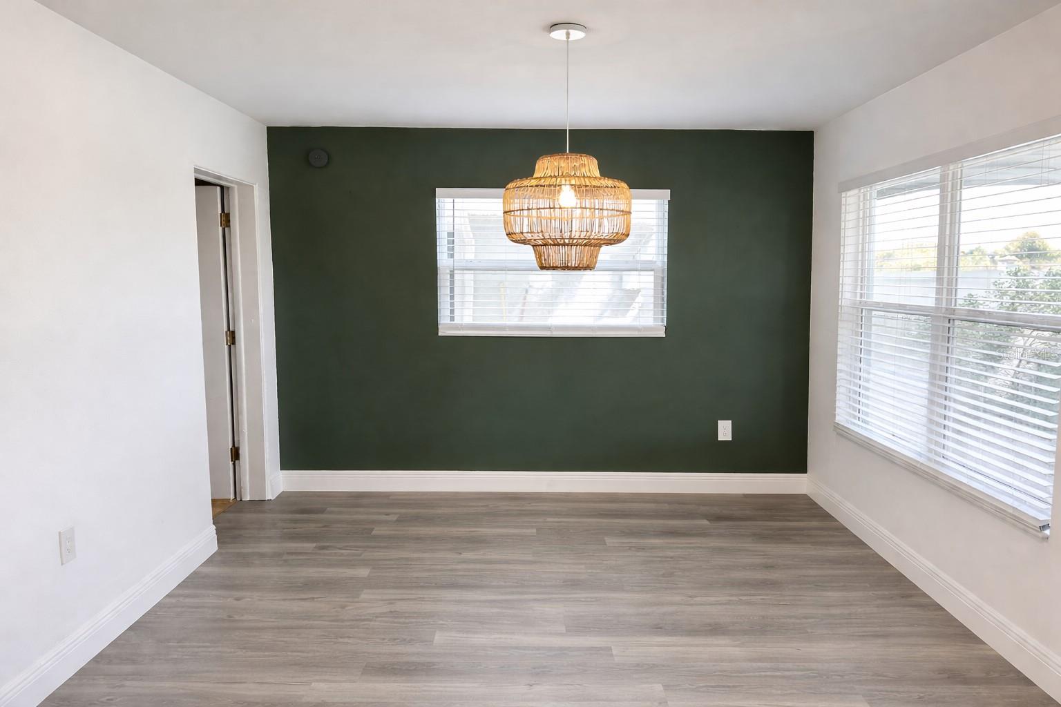 Image 7 of 12 For 6526 43rd Avenue N