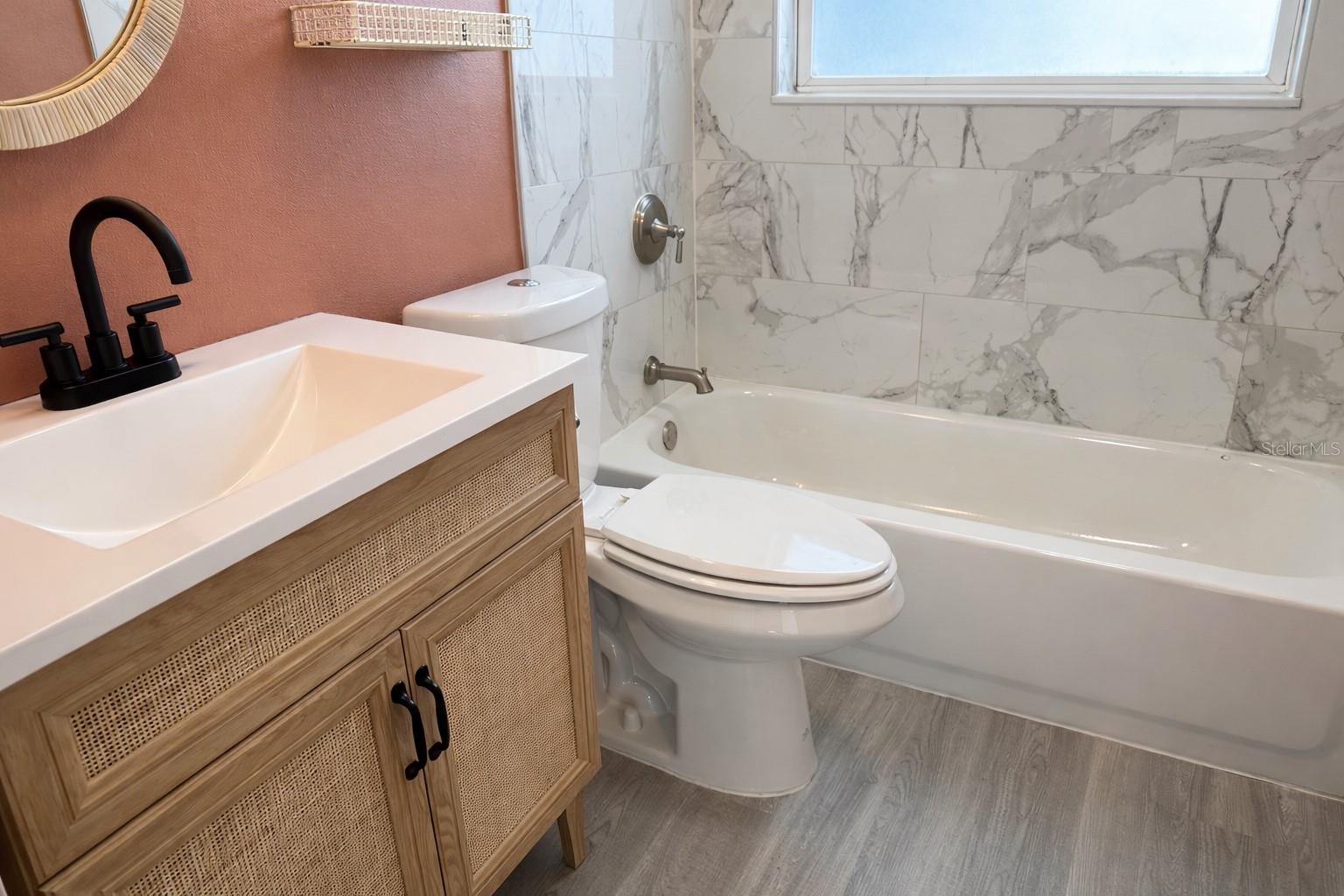 Image 9 of 12 For 6526 43rd Avenue N