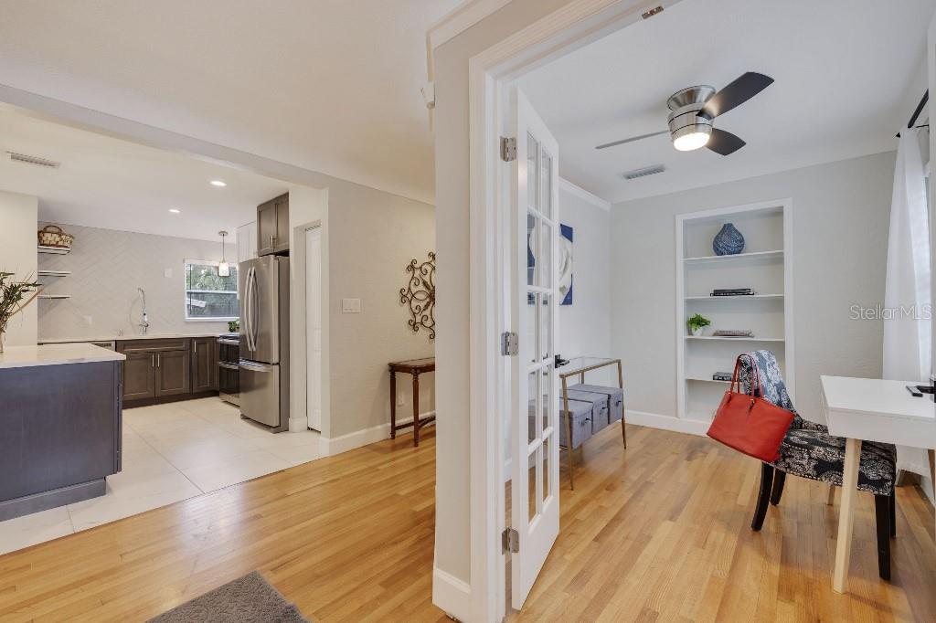 Image 19 of 25 For 347 Ling A Mor Terrace S