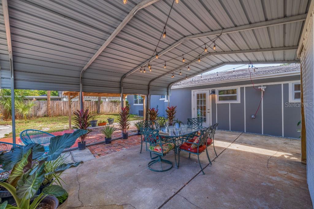 Image 22 of 25 For 347 Ling A Mor Terrace S