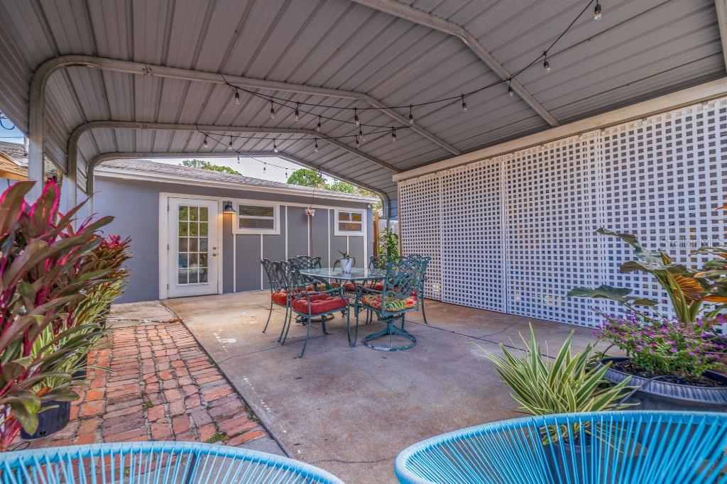 Image 23 of 25 For 347 Ling A Mor Terrace S