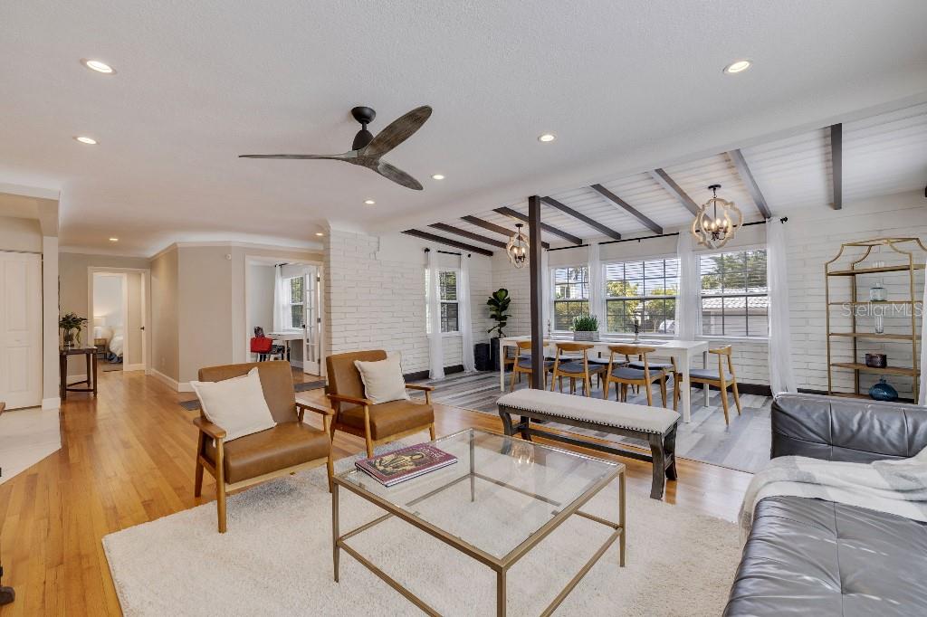 Image 8 of 25 For 347 Ling A Mor Terrace S