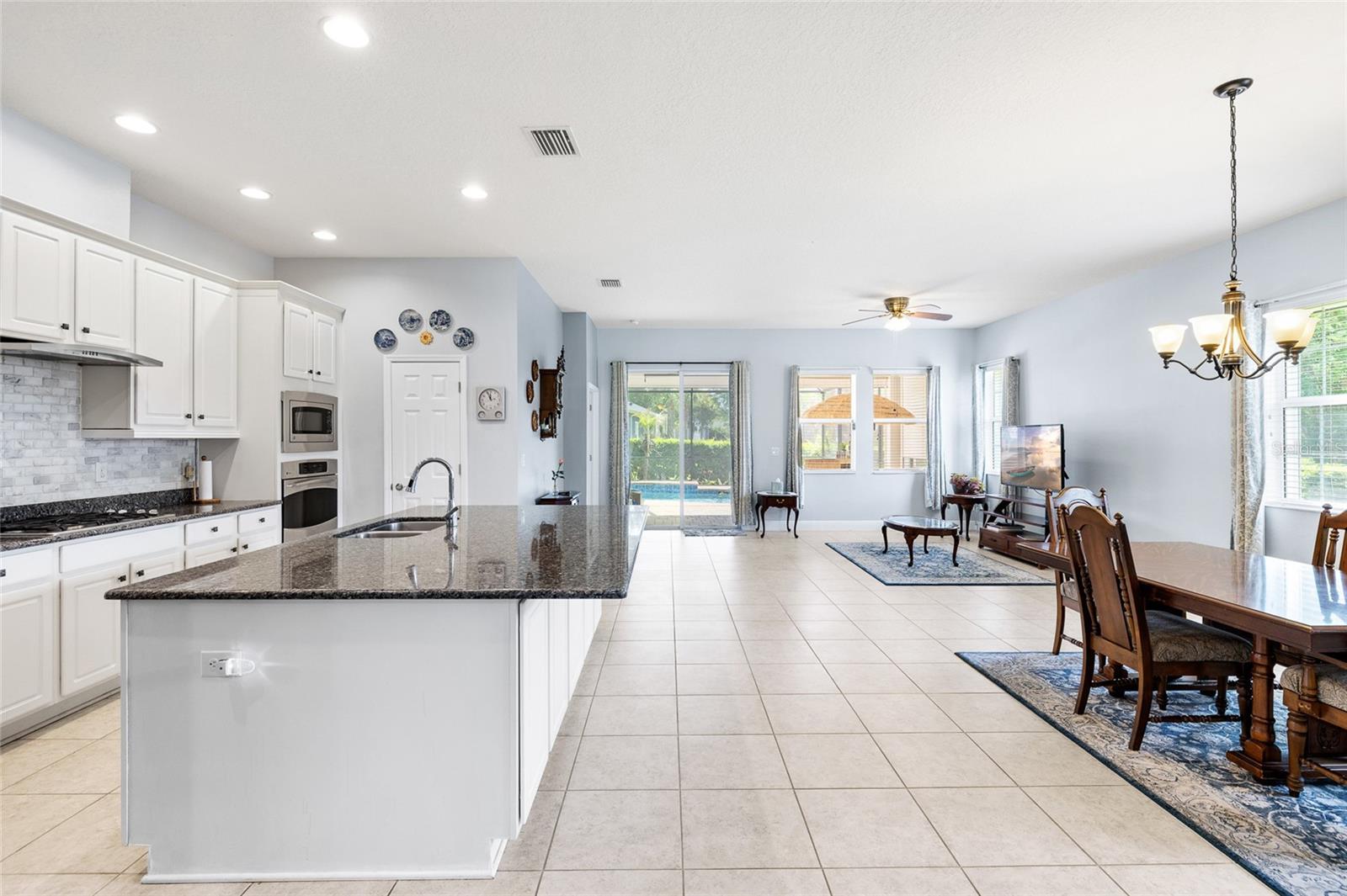 Image 18 of 75 For 5212 Rosefinch Place