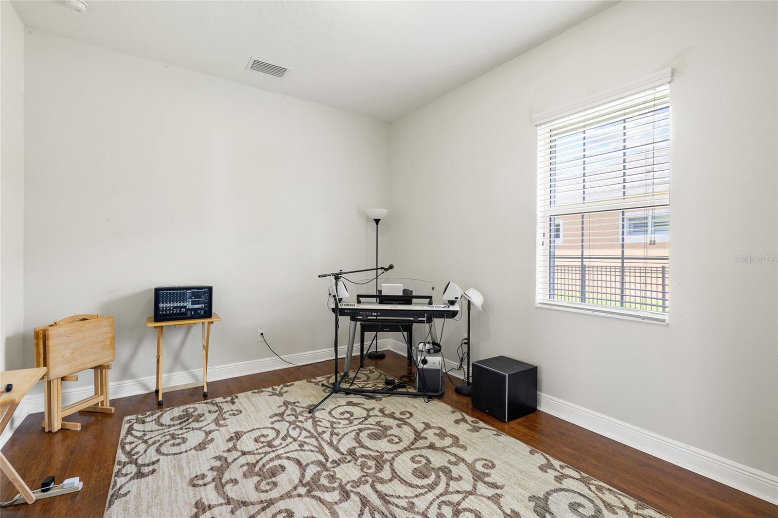 Image 32 of 75 For 5212 Rosefinch Place