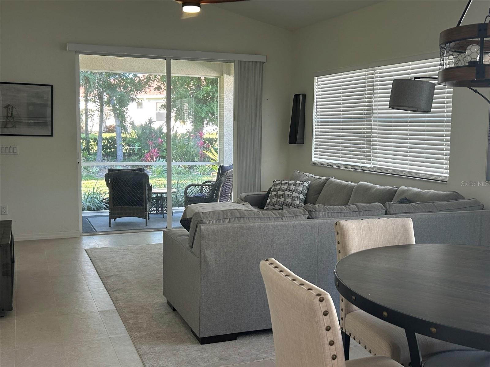 Image 4 of 14 For 413 Lehalis Drive