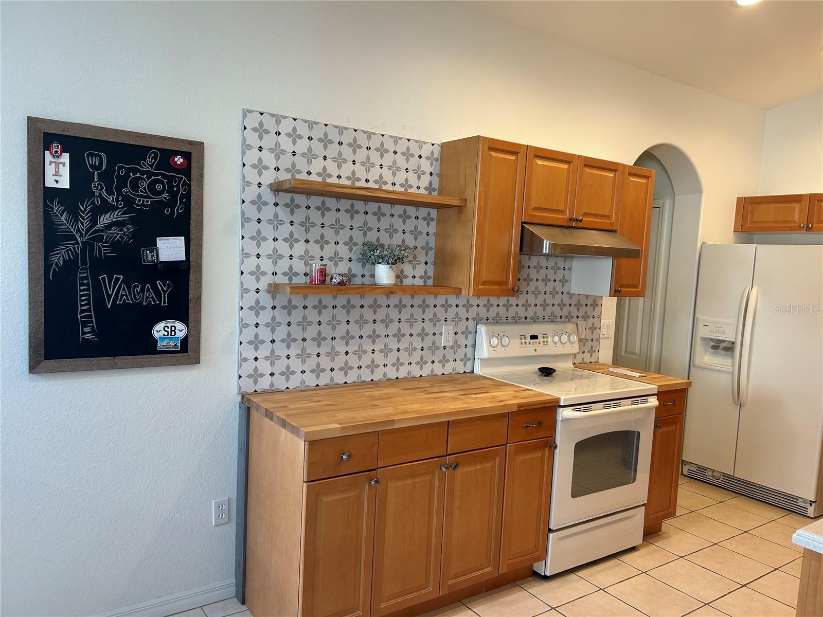 Image 5 of 14 For 413 Lehalis Drive