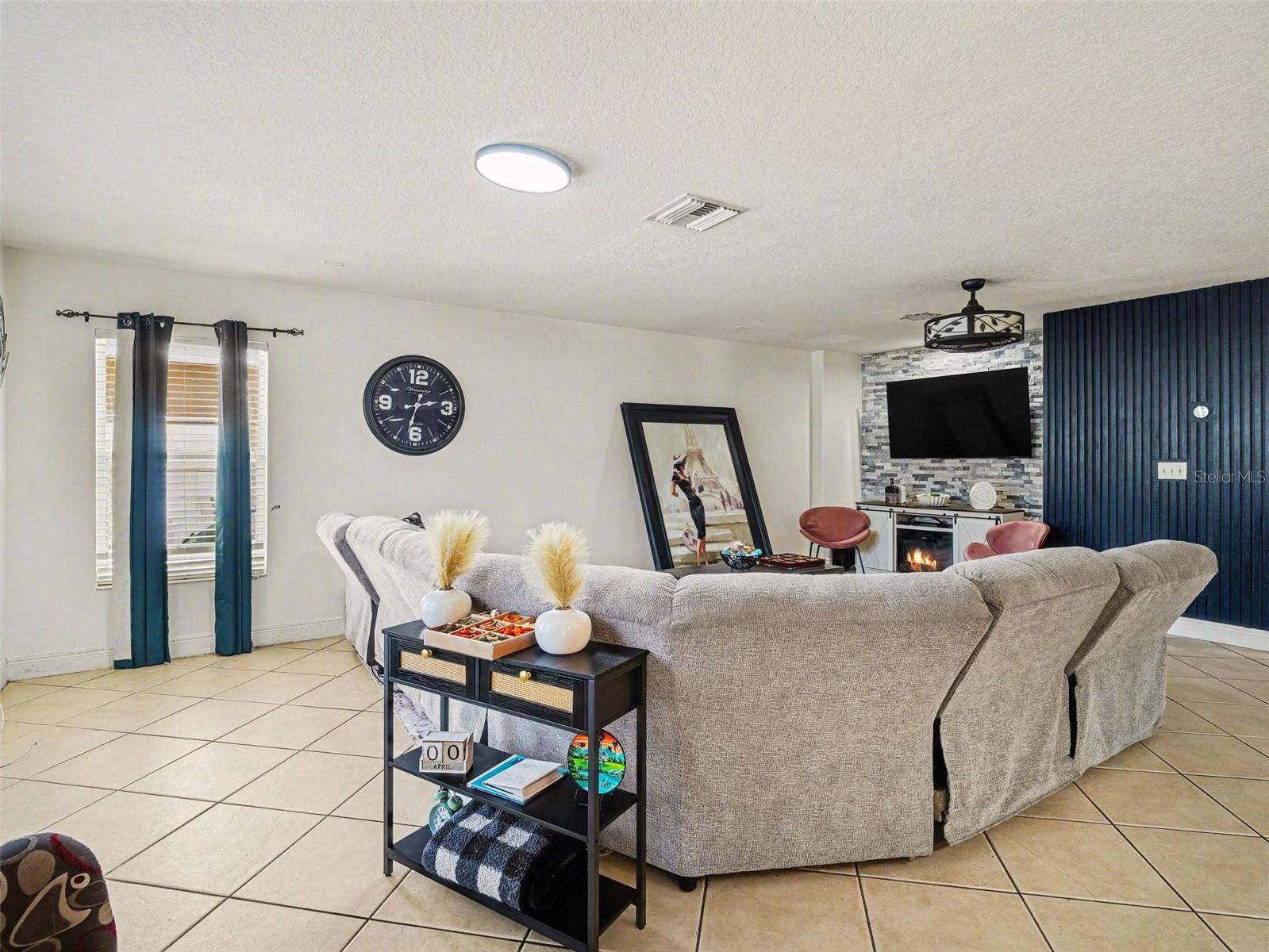 Image 8 of 26 For 12123 Fern Blossom Drive