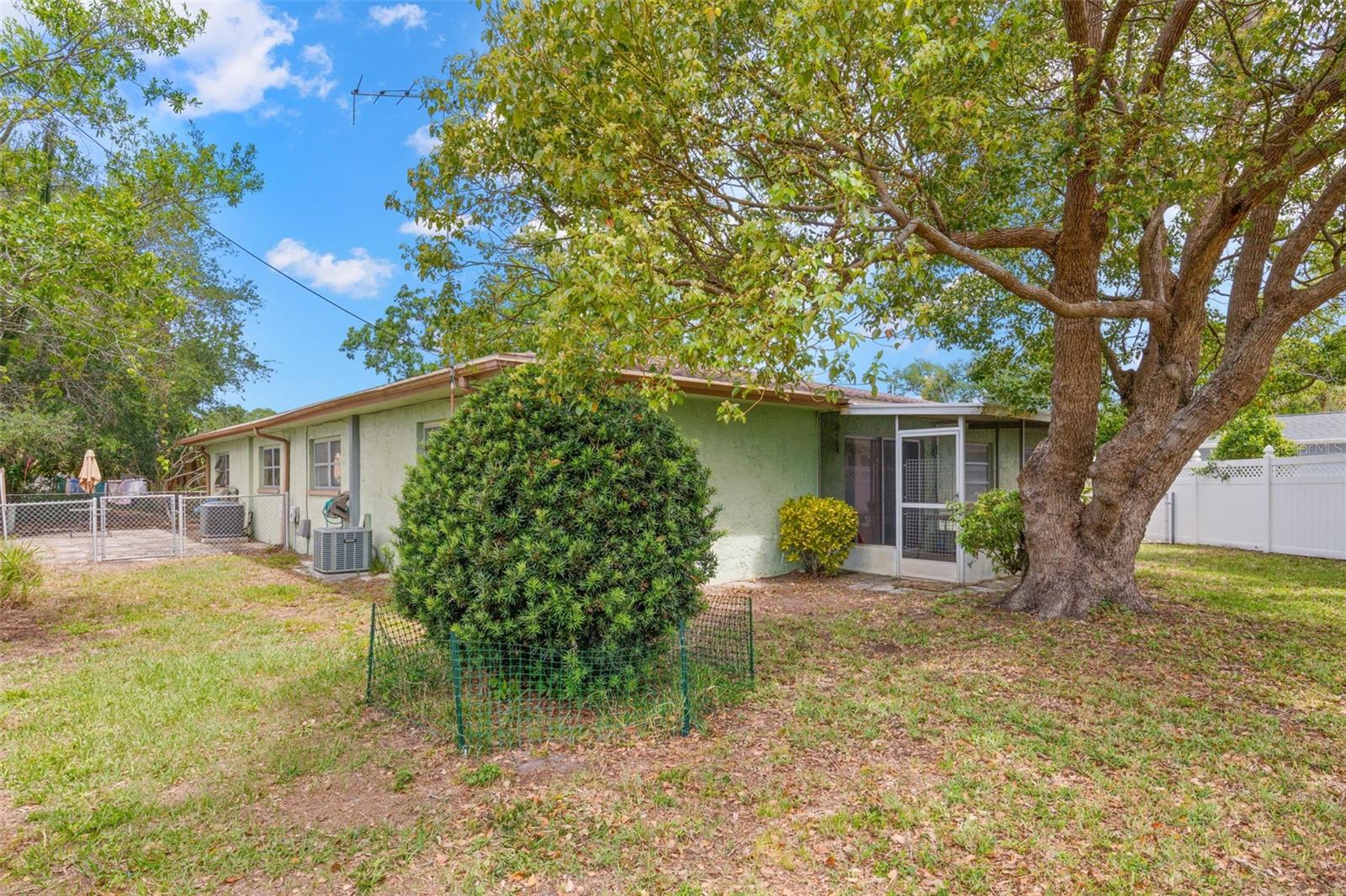 Image 17 of 26 For 616 Heritage Lane B