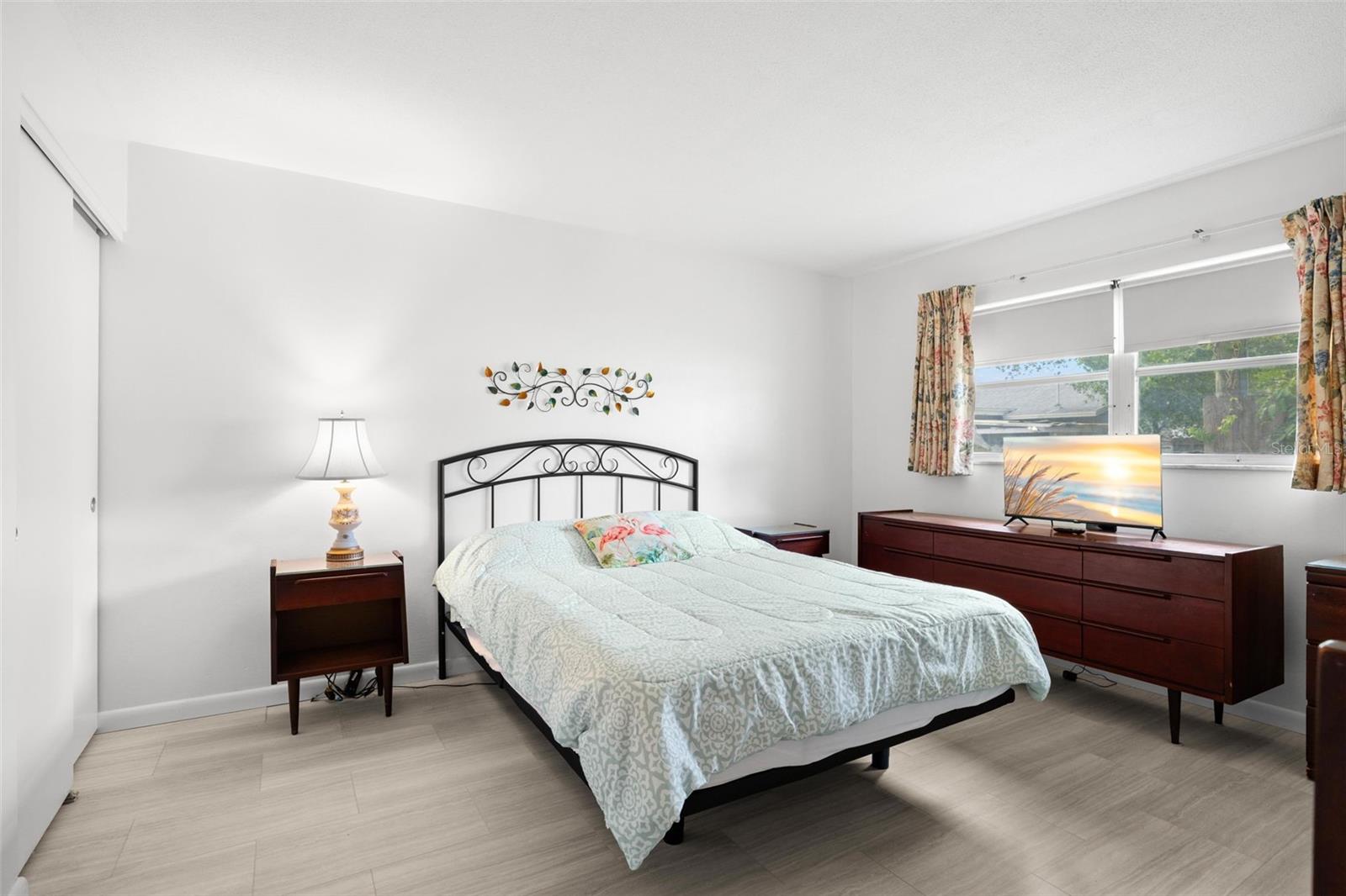 Image 25 of 26 For 616 Heritage Lane B