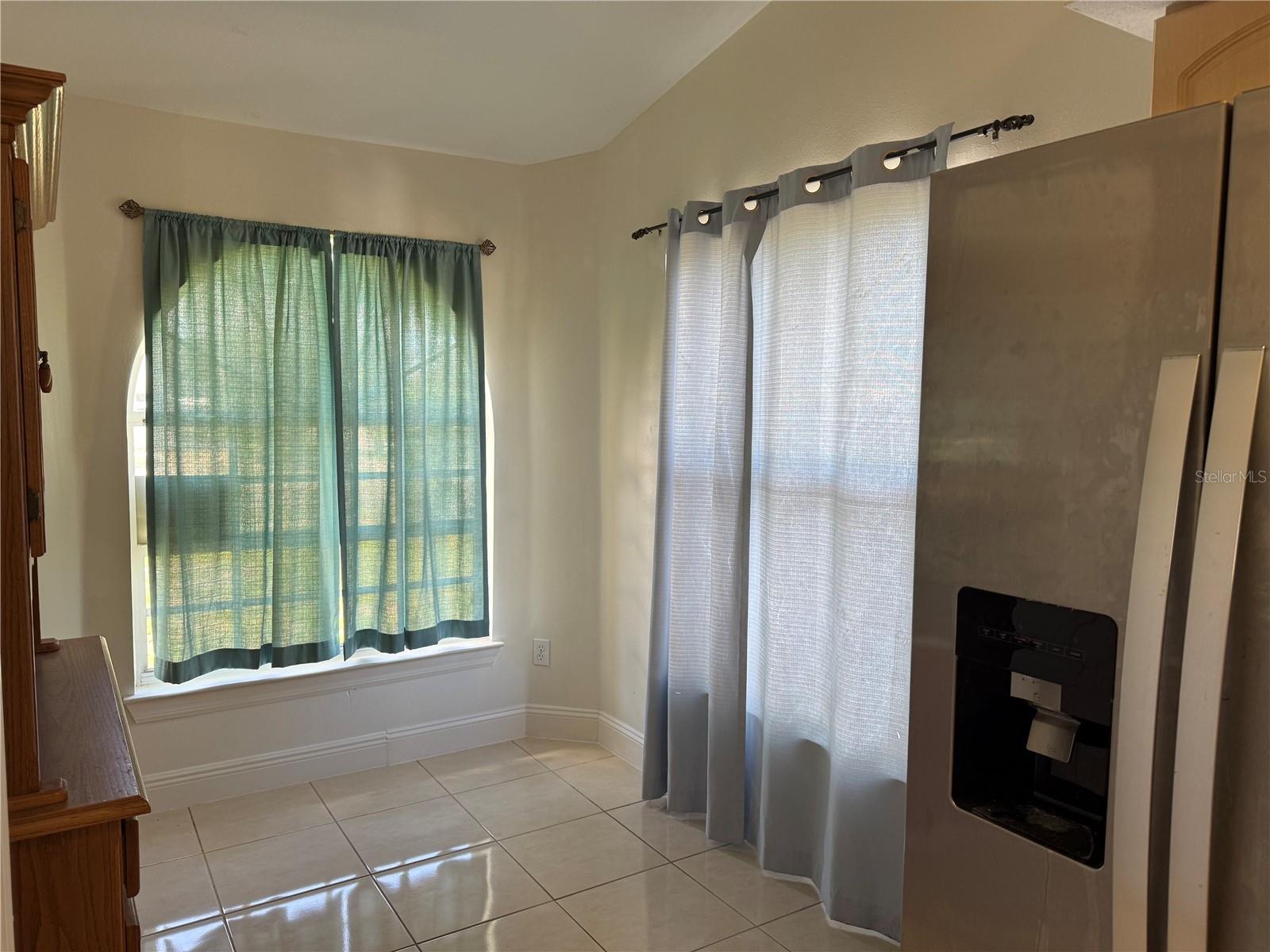 Image 2 of 15 For 1607 Widelake Court