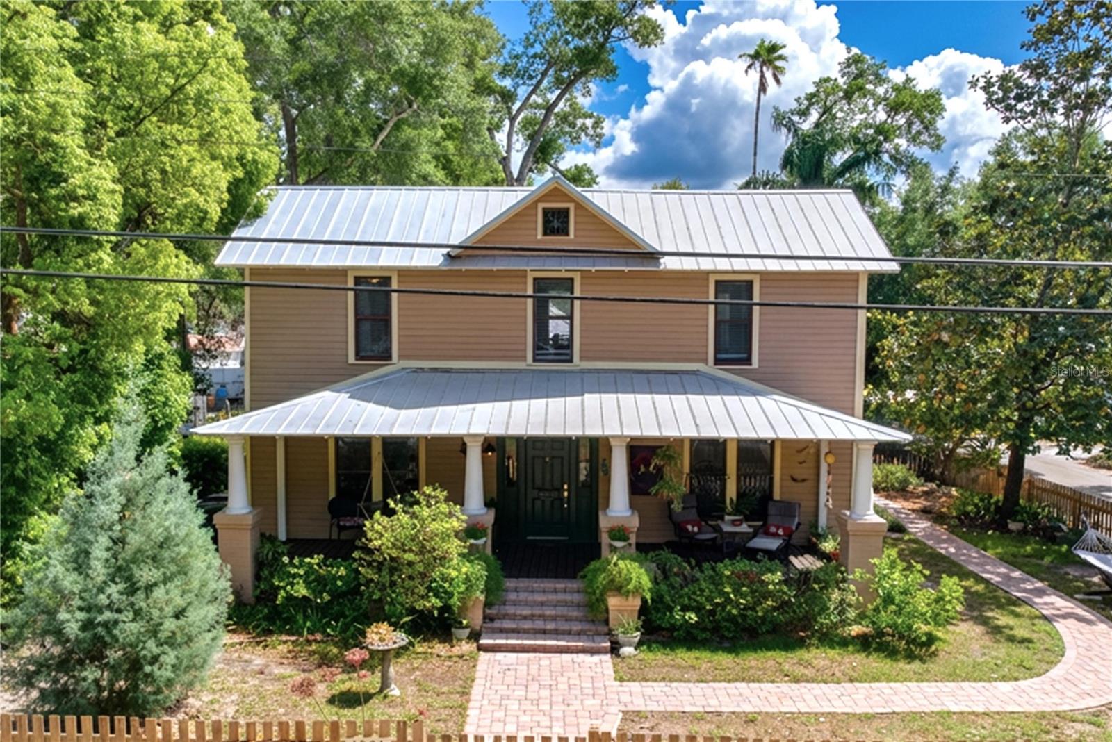 Image 2 of 67 For 1001 Crawford Street