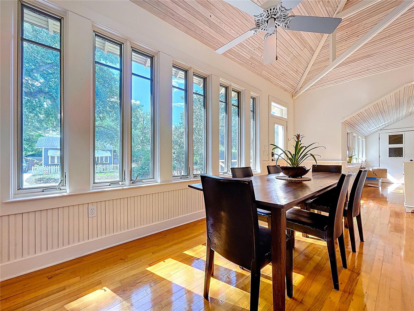 Image 28 of 67 For 1001 Crawford Street