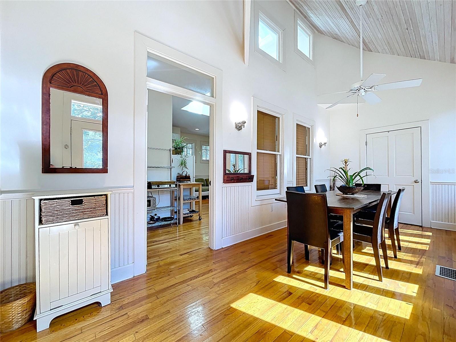 Image 31 of 67 For 1001 Crawford Street