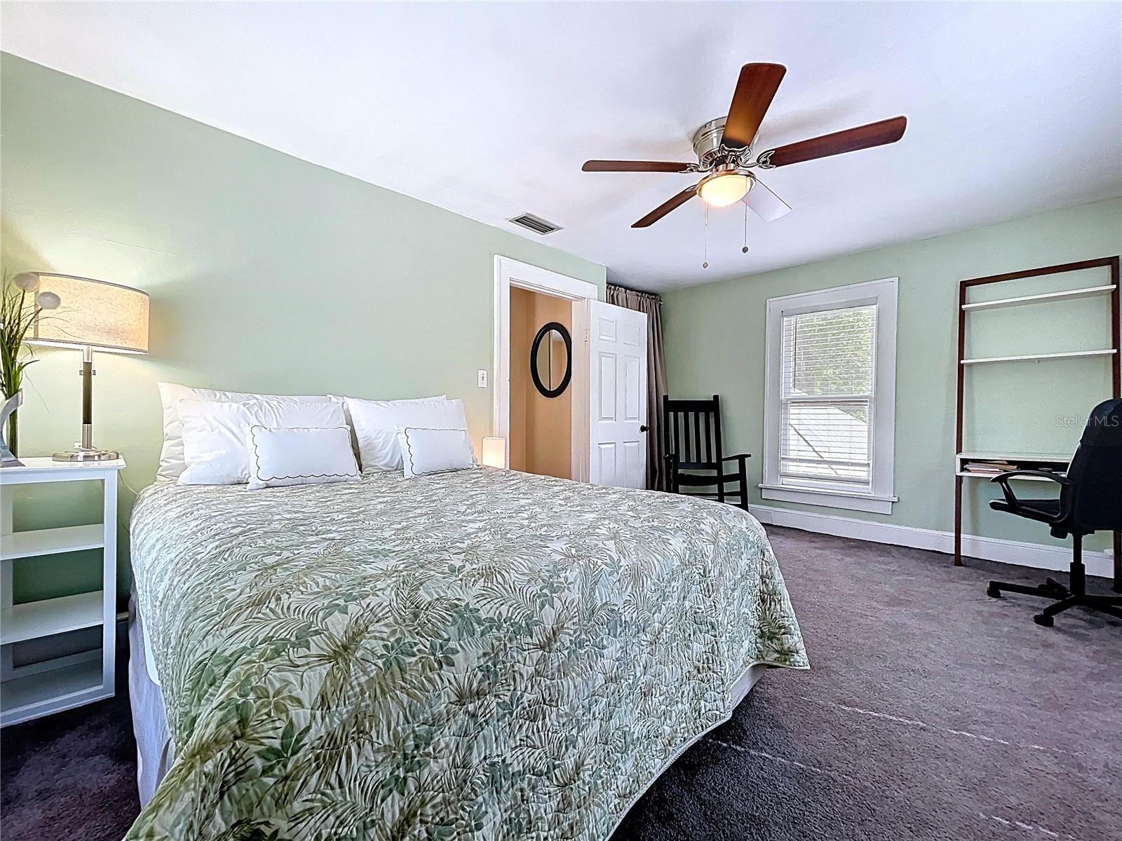 Image 38 of 67 For 1001 Crawford Street