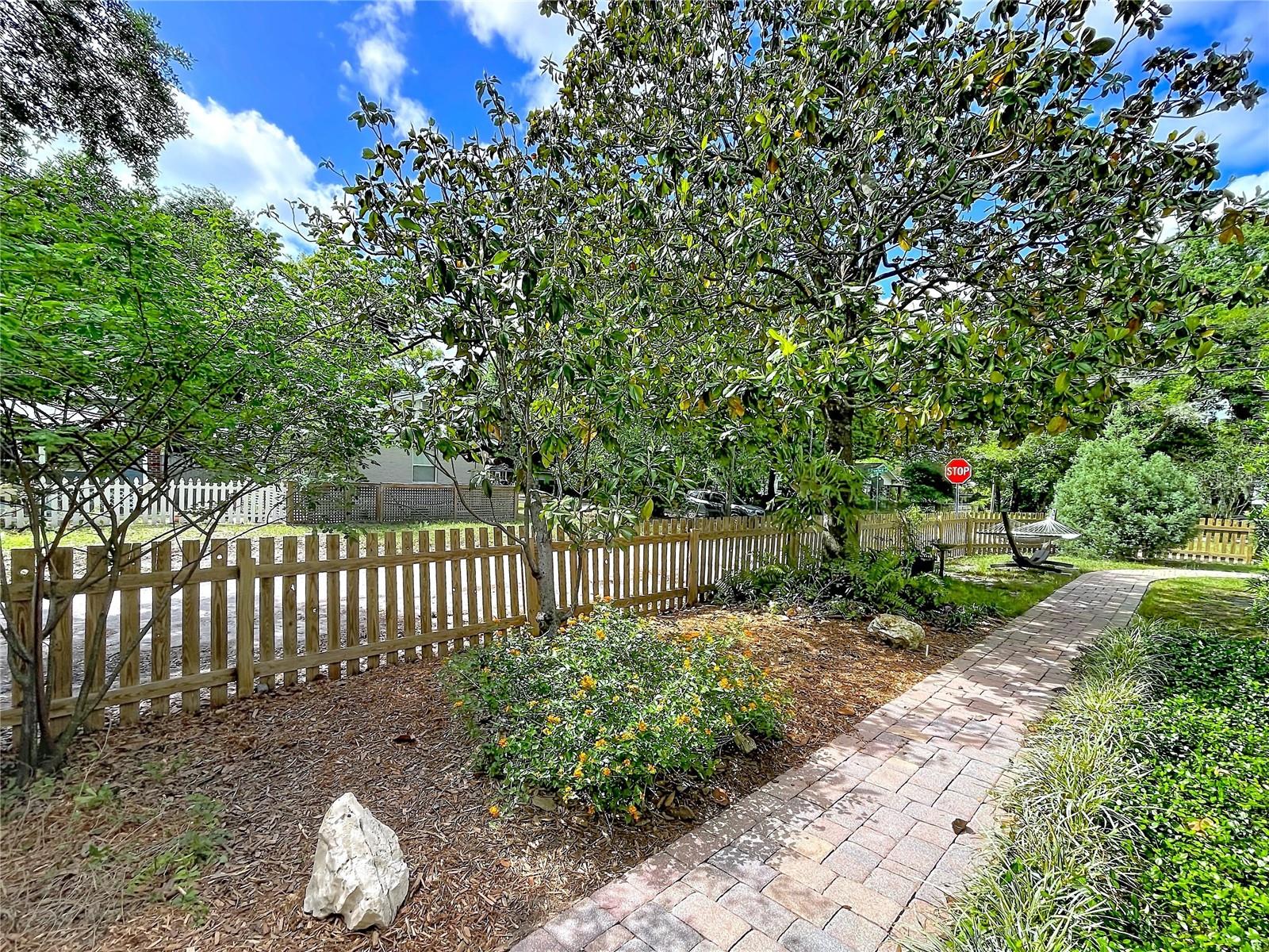 Image 56 of 67 For 1001 Crawford Street