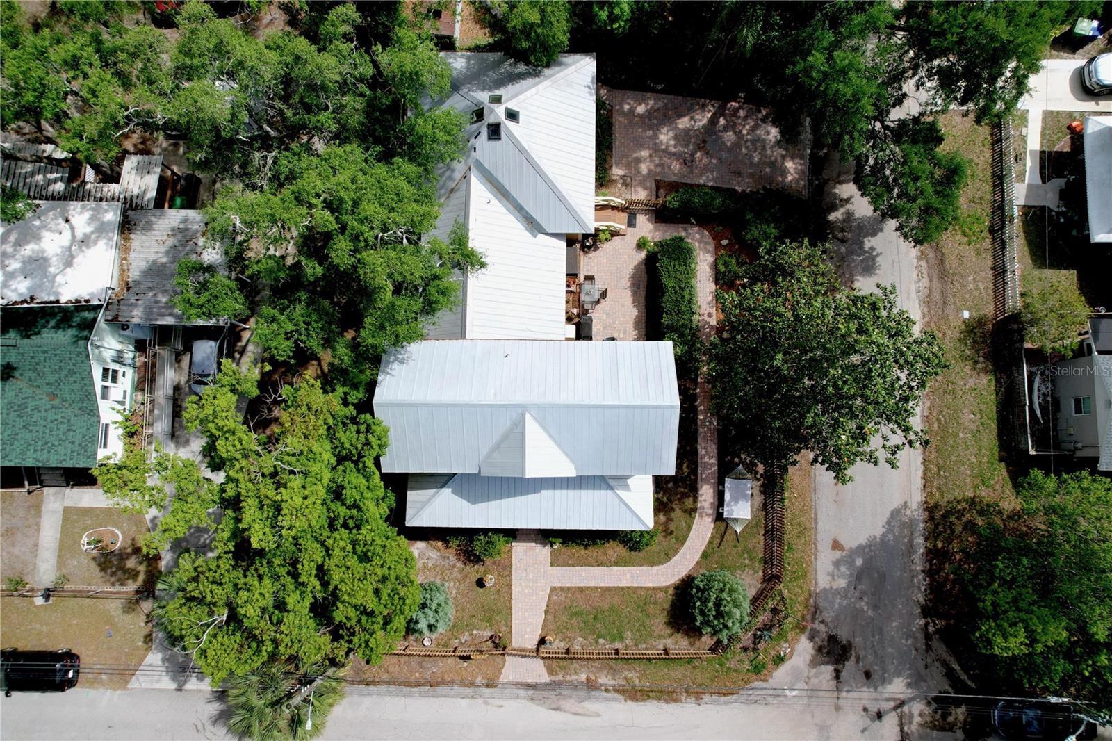 Image 63 of 67 For 1001 Crawford Street