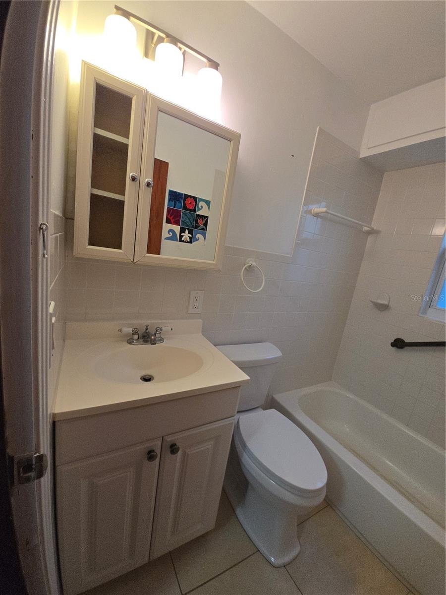 Image 10 of 34 For 5004 23rd Avenue S