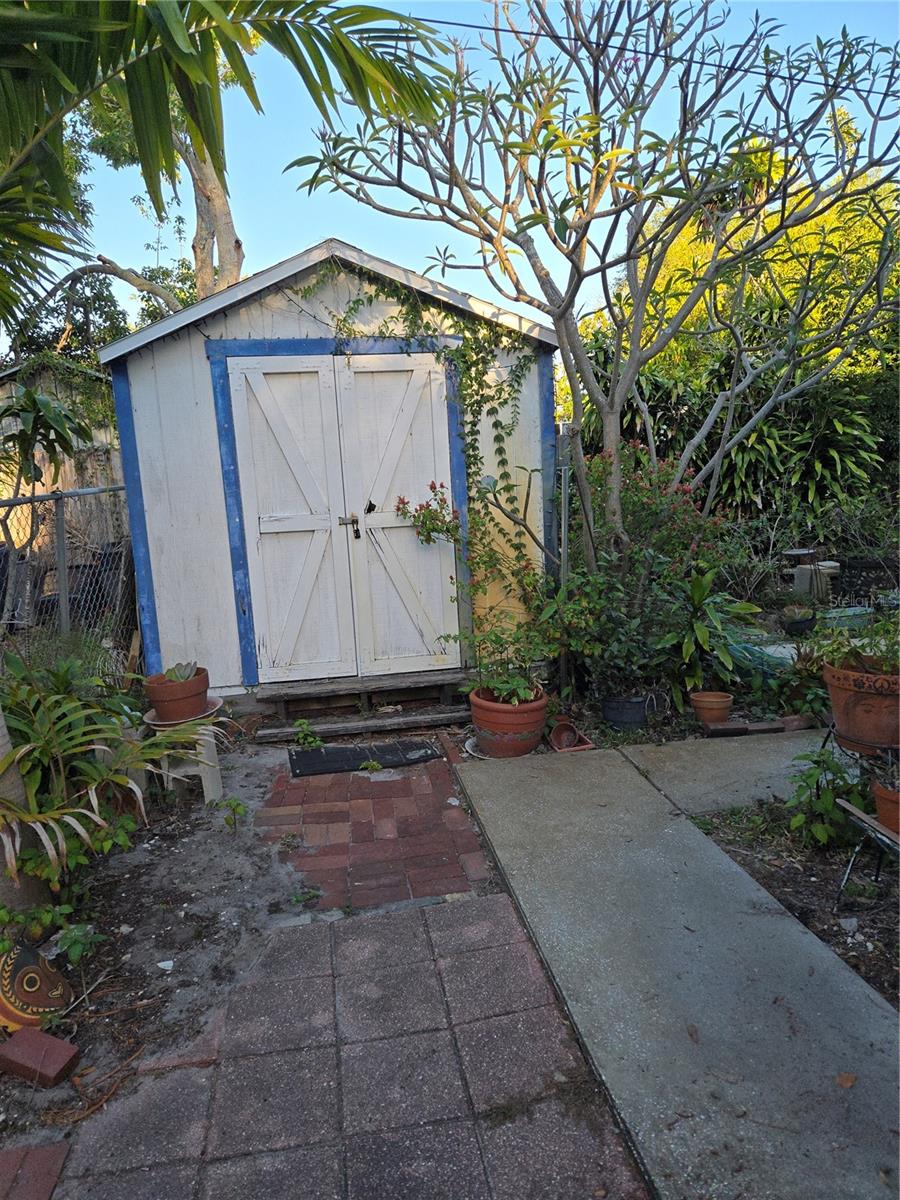 Image 12 of 34 For 5004 23rd Avenue S