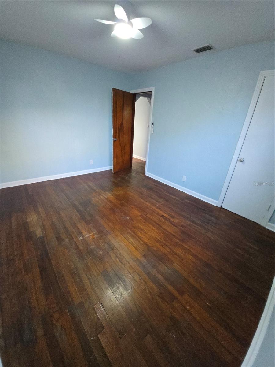 Image 14 of 34 For 5004 23rd Avenue S