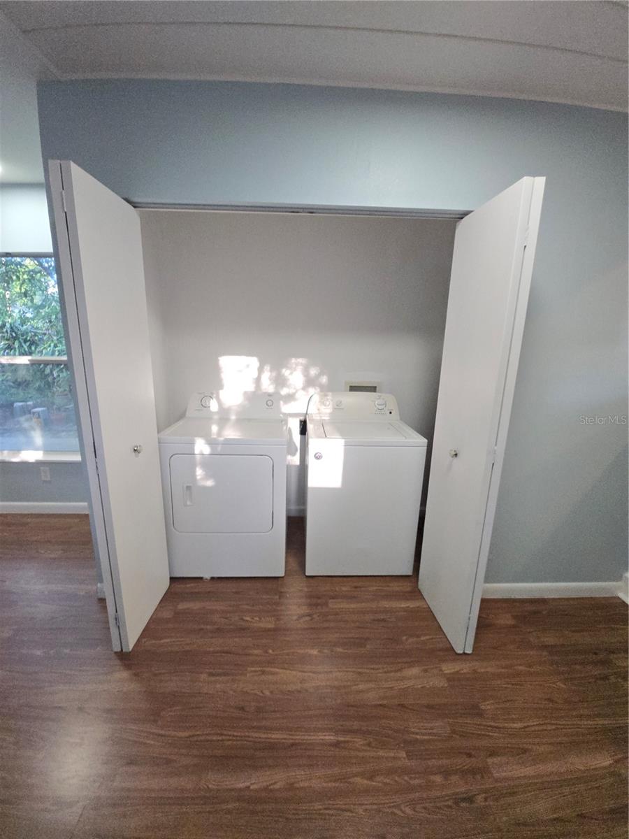 Image 4 of 34 For 5004 23rd Avenue S