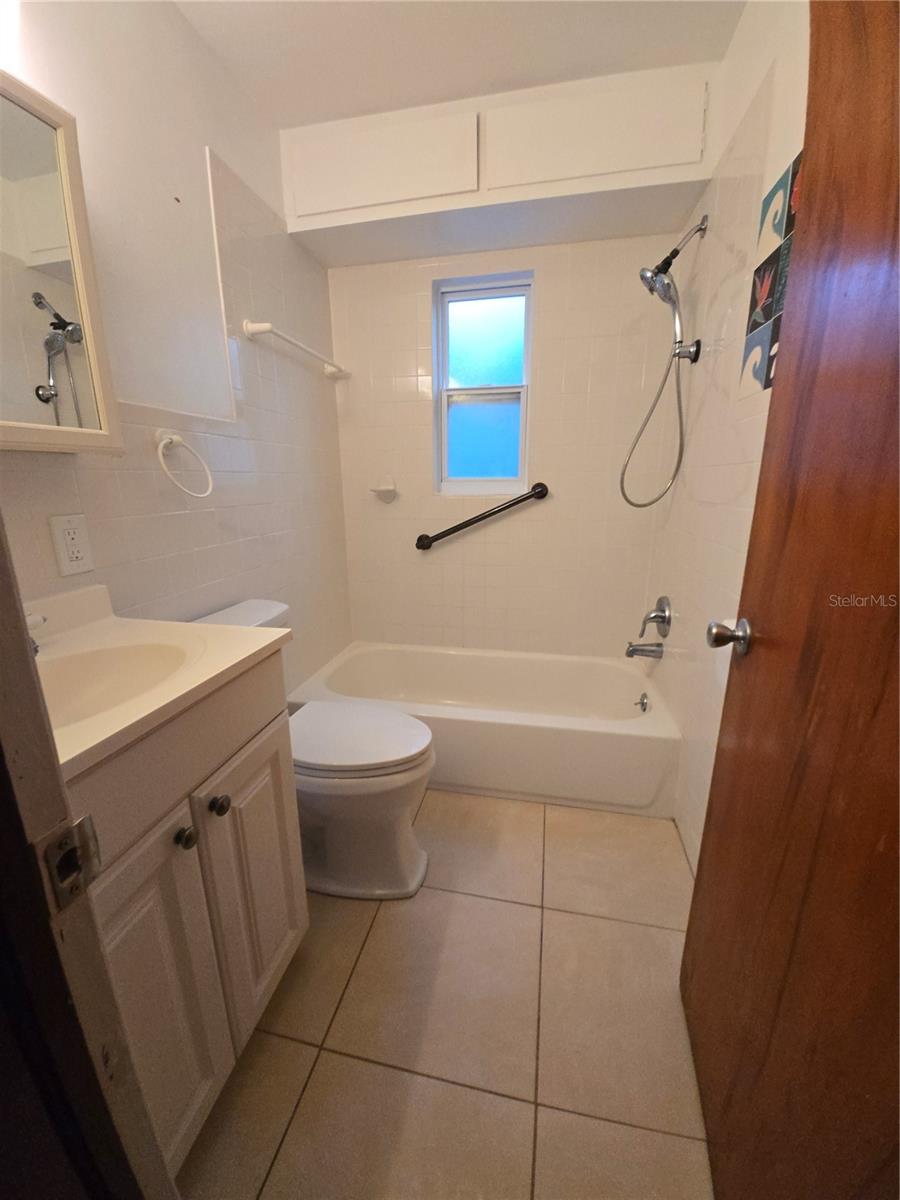 Image 9 of 34 For 5004 23rd Avenue S