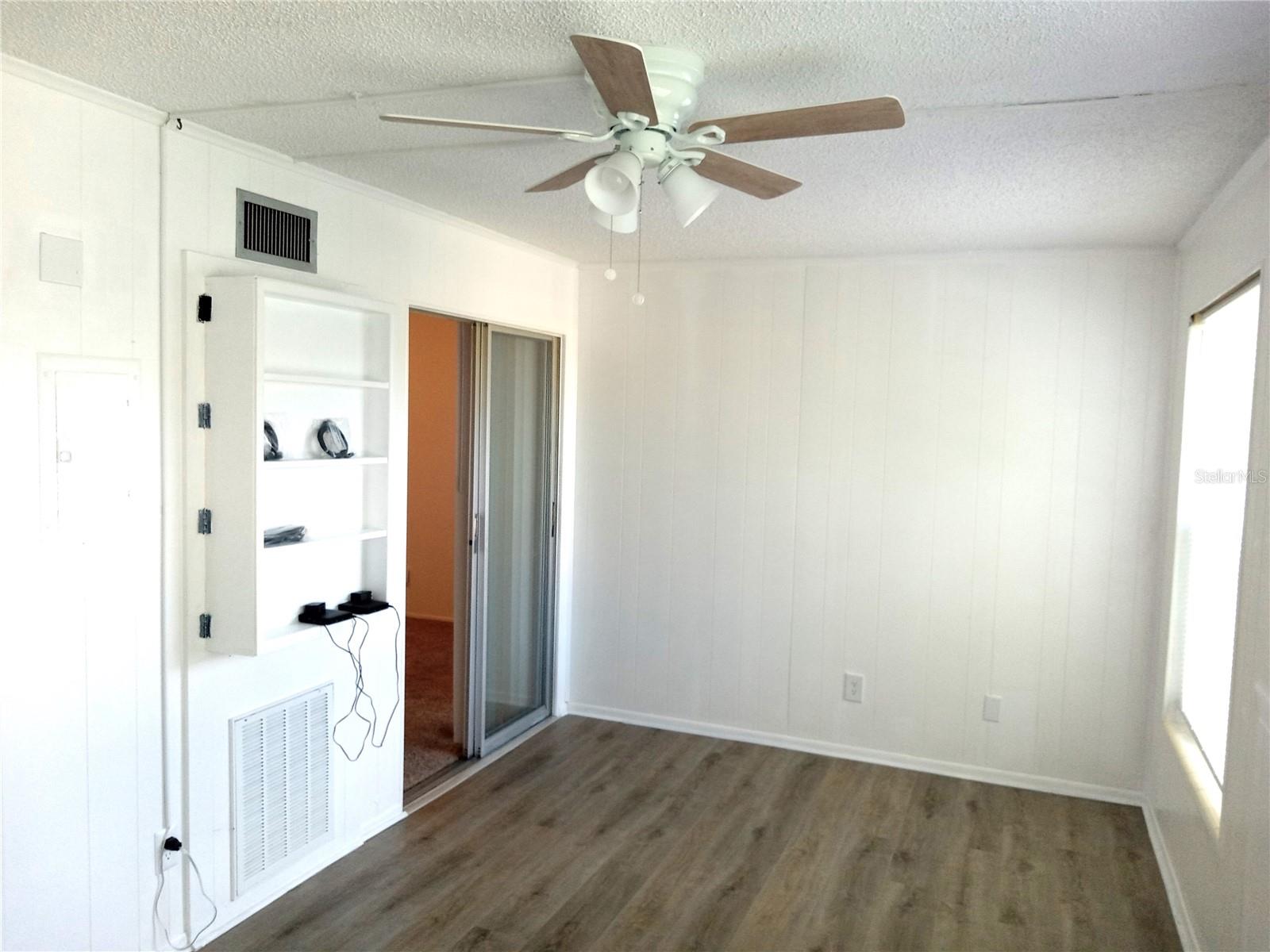 Image 12 of 44 For 2359 Finlandia Lane 65