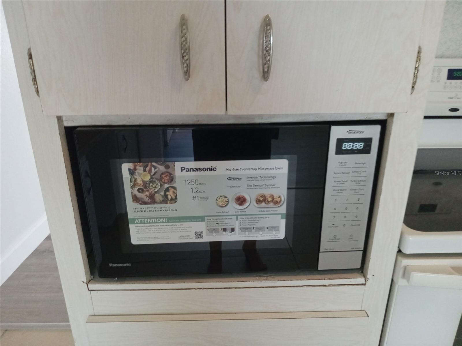 Image 8 of 44 For 2359 Finlandia Lane 65