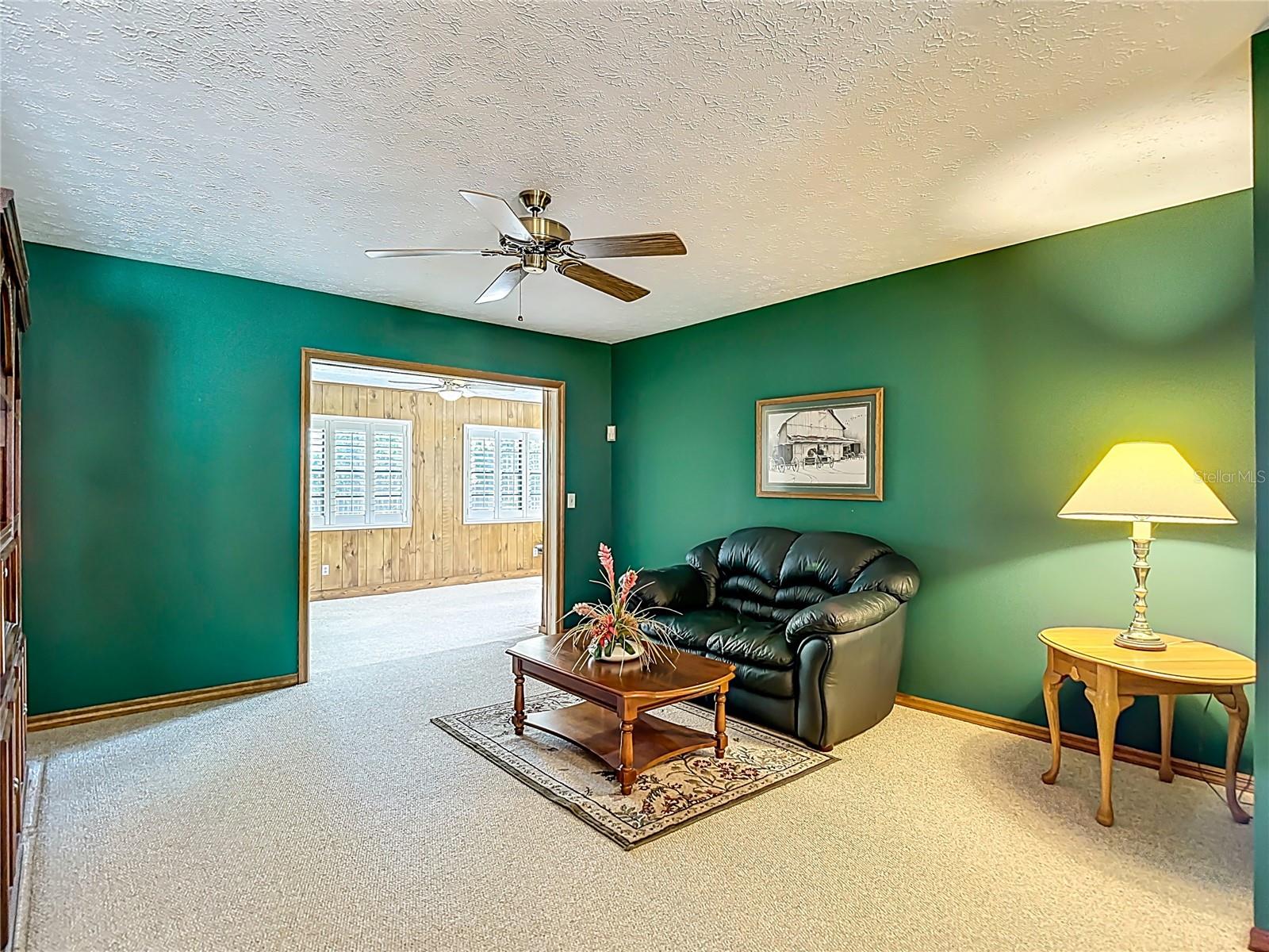 Image 14 of 47 For 1004 Mook Street