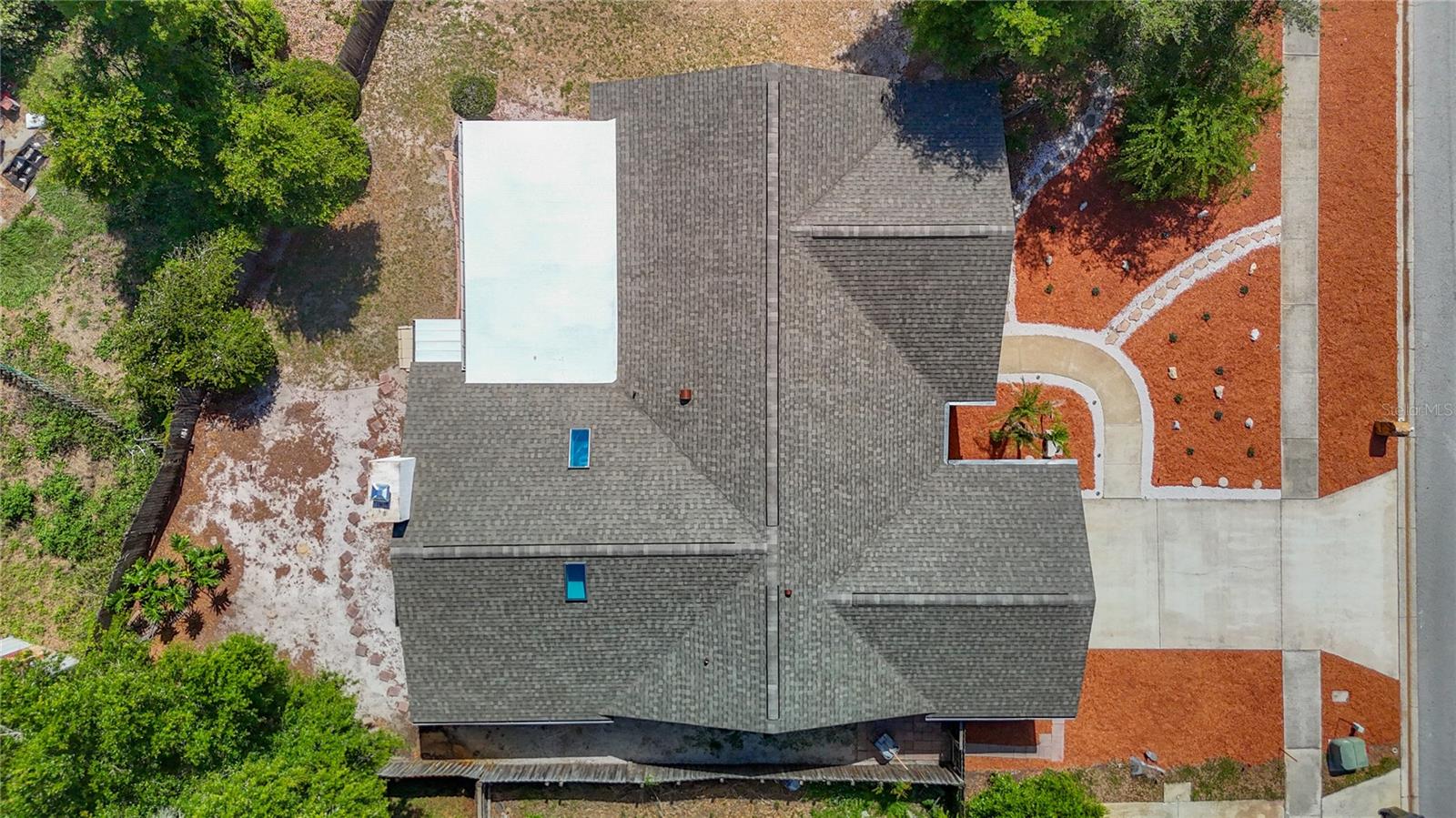 Image 2 of 47 For 1004 Mook Street