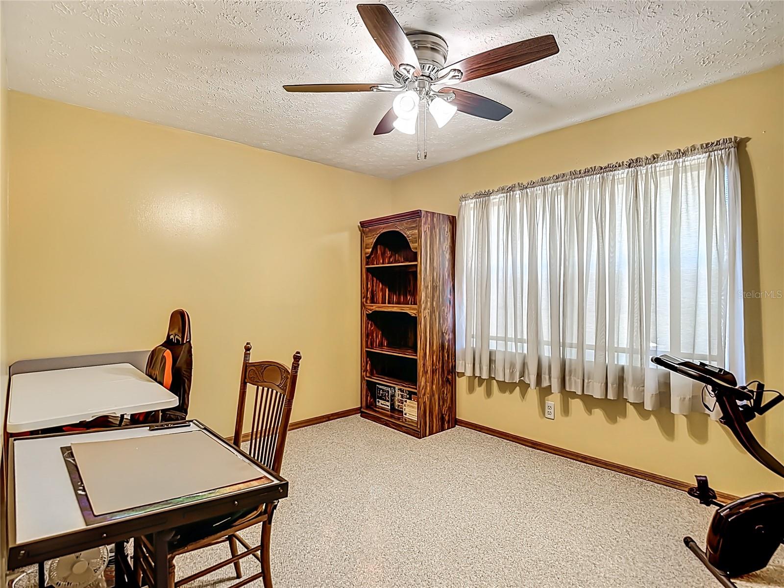 Image 22 of 47 For 1004 Mook Street