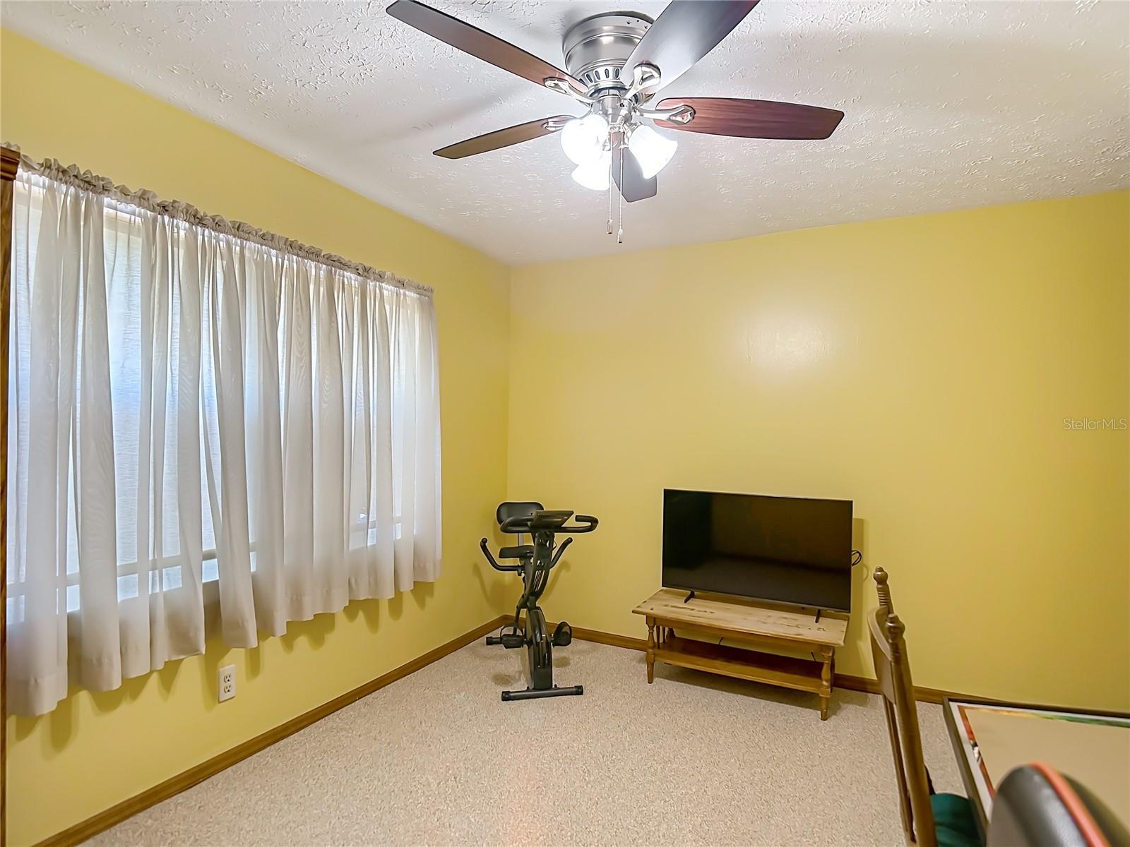 Image 23 of 47 For 1004 Mook Street