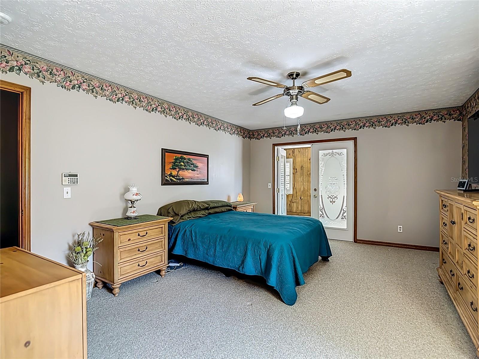 Image 24 of 47 For 1004 Mook Street