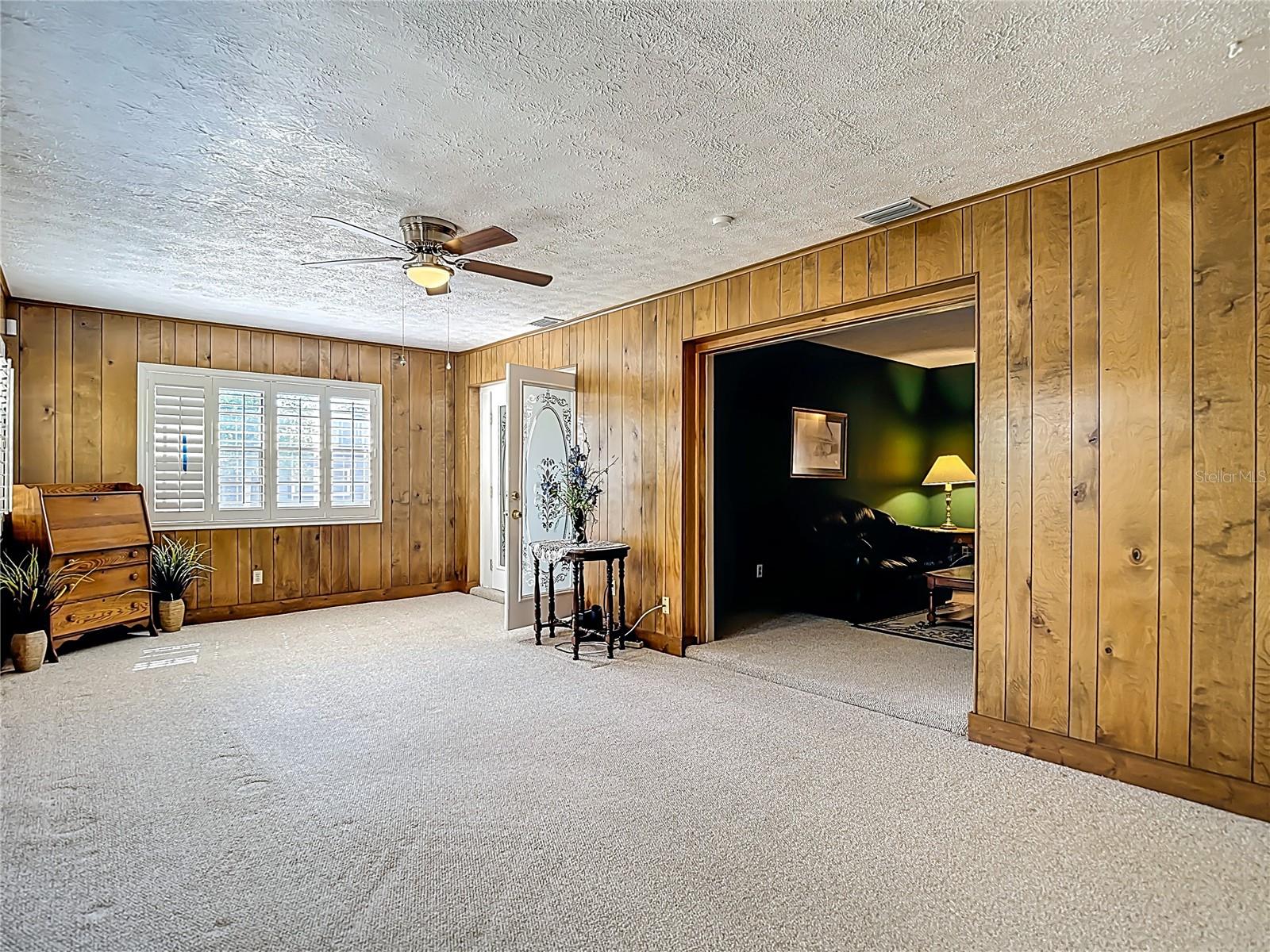 Image 38 of 47 For 1004 Mook Street