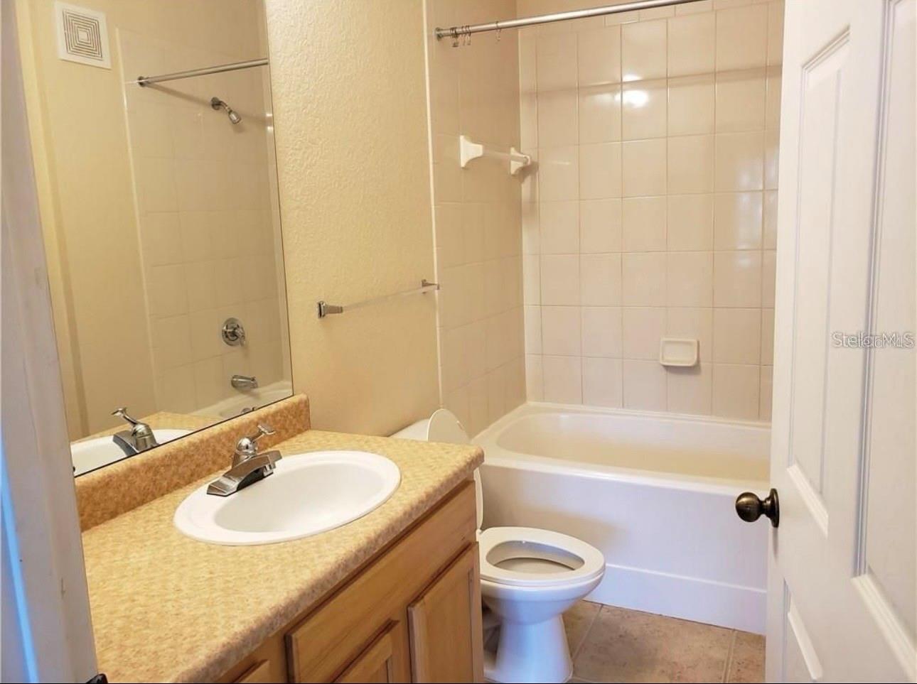 Image 11 of 24 For 10213 Courtney Palms Boulevard 301