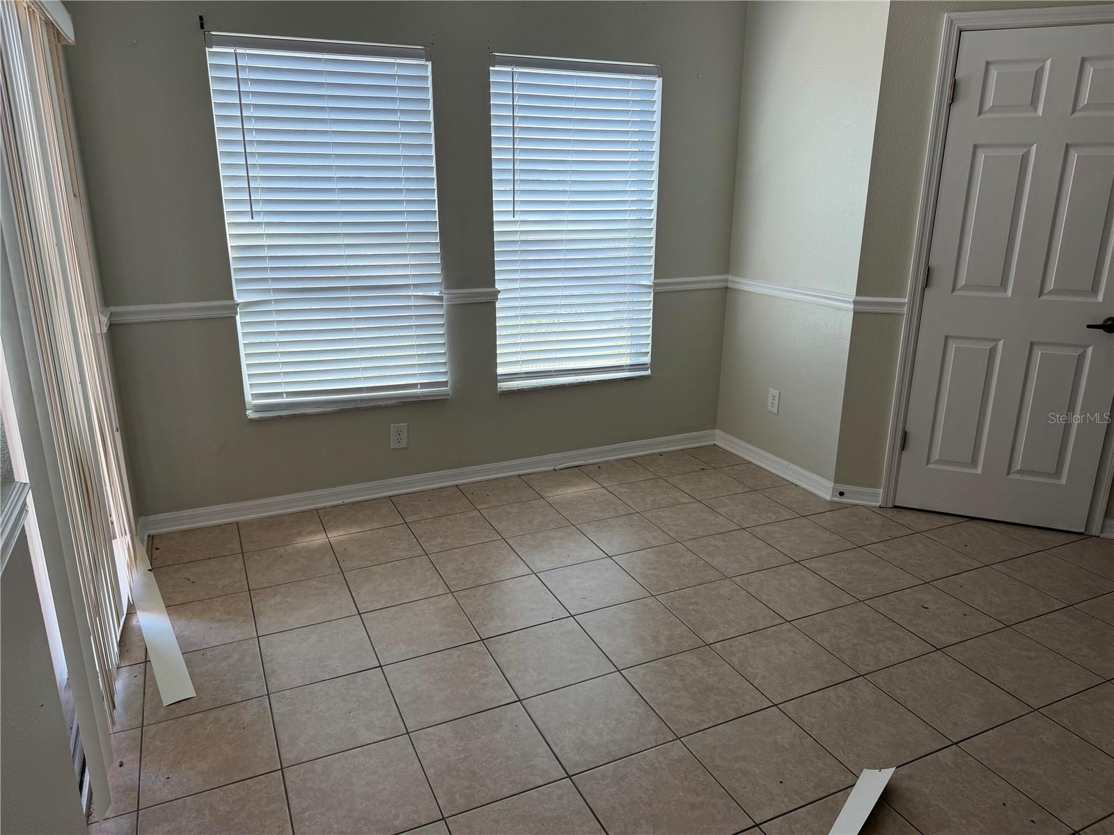 Image 4 of 33 For 612 Marion Hill Lane